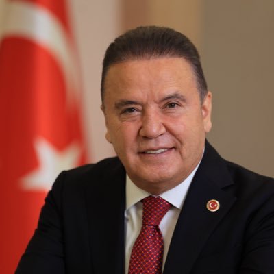 Muhittin Böcek.jpg3