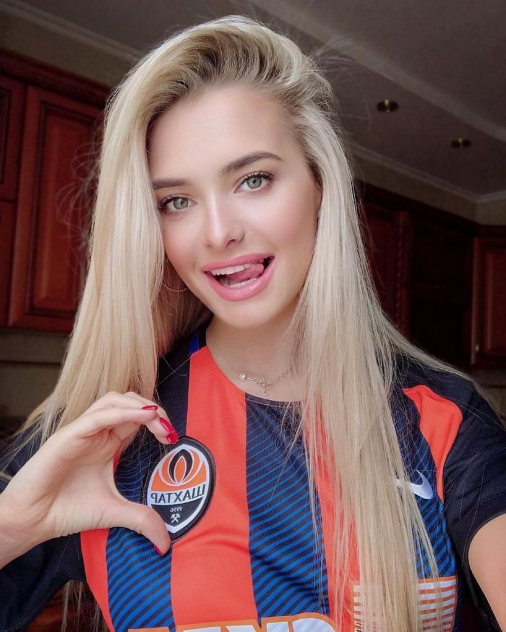 Olga Kalenchuk (1)-1