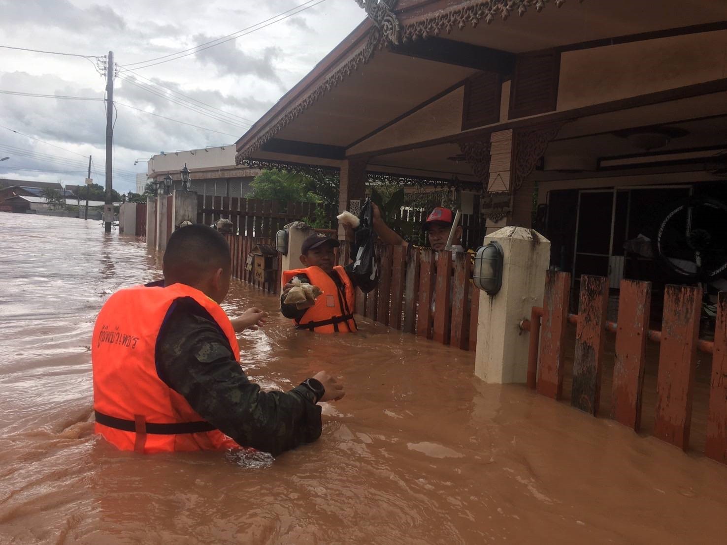 Tayland Fırtına (4)