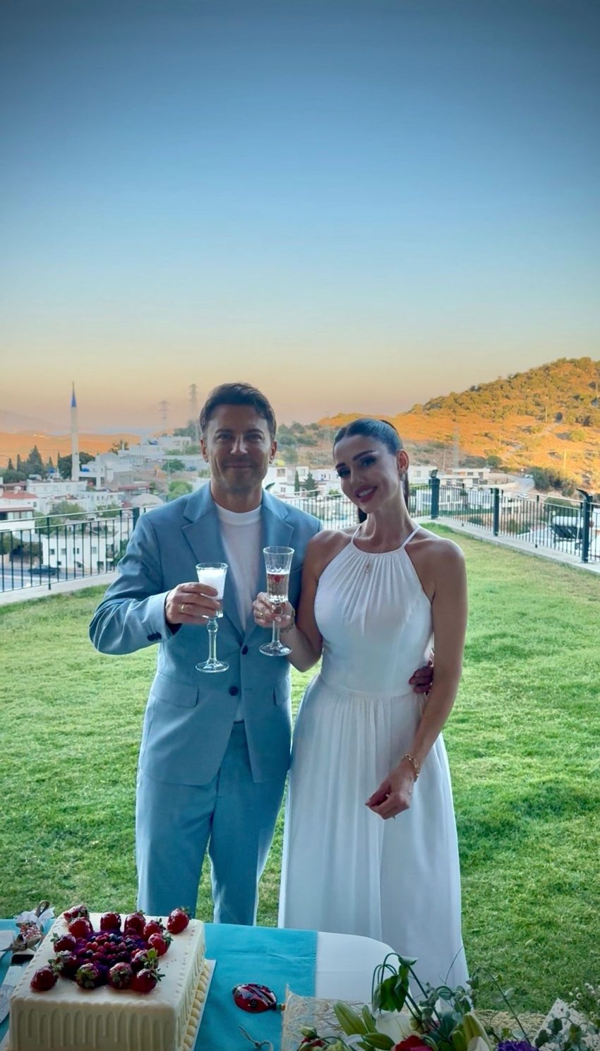 Tolga Güleç Ve Öykü Cengiz Nişanlandı! 3