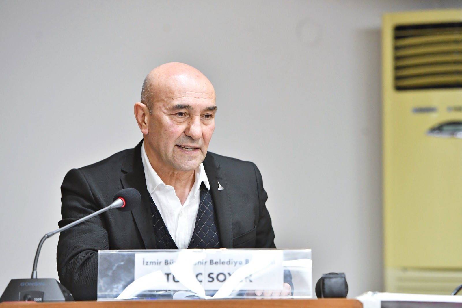Tunç Soyer3 (2)
