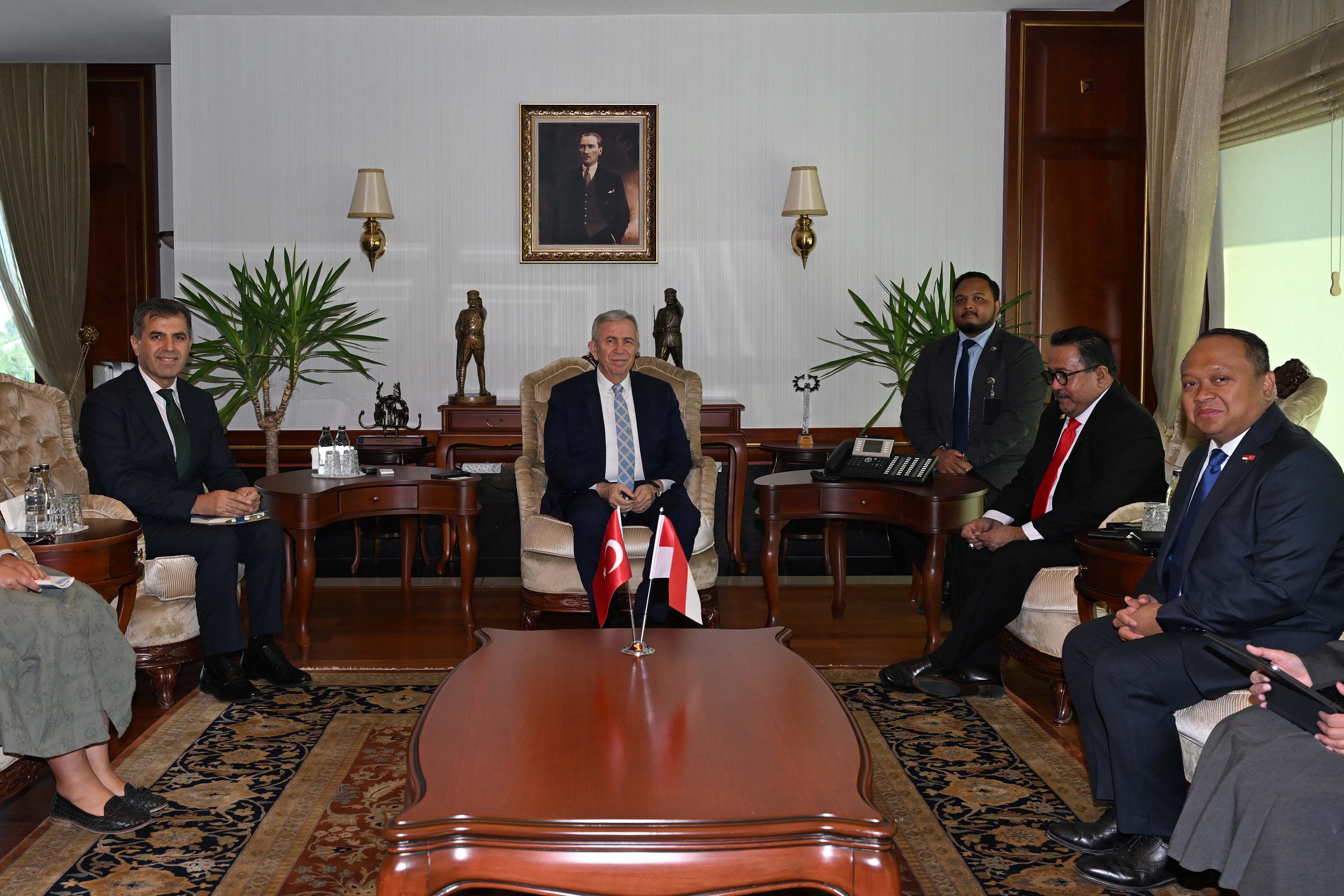 Ankara Ve Cakarta (1)