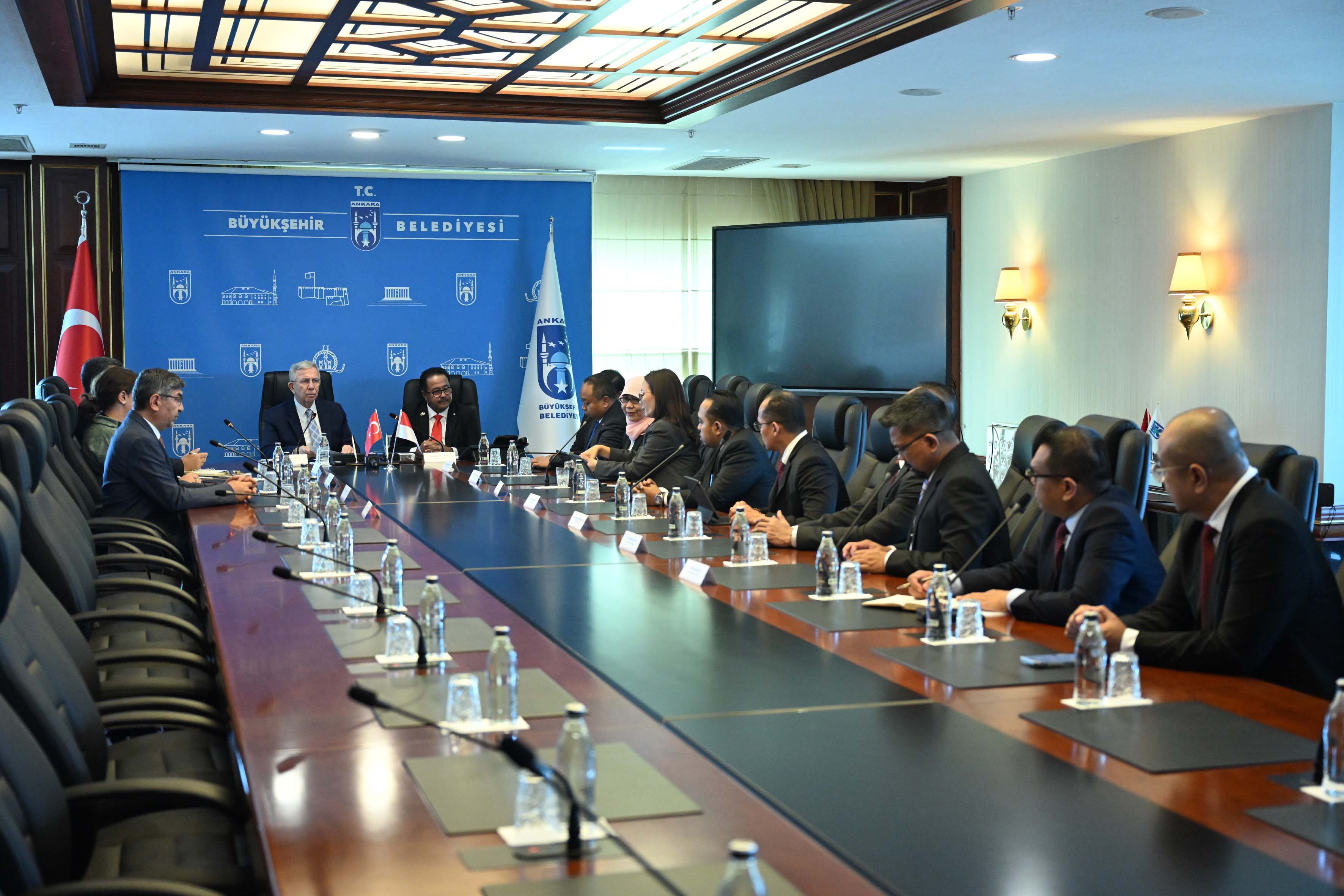 Ankara Ve Cakarta (2)