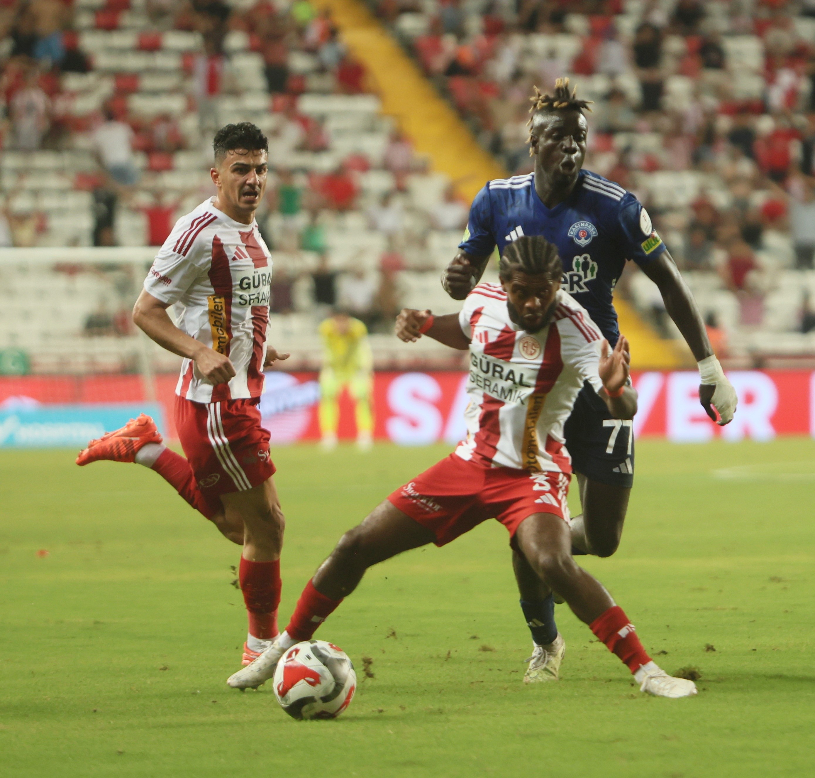 Antalyaspor Teknik Direktörü Emre Belözoğlu (3)