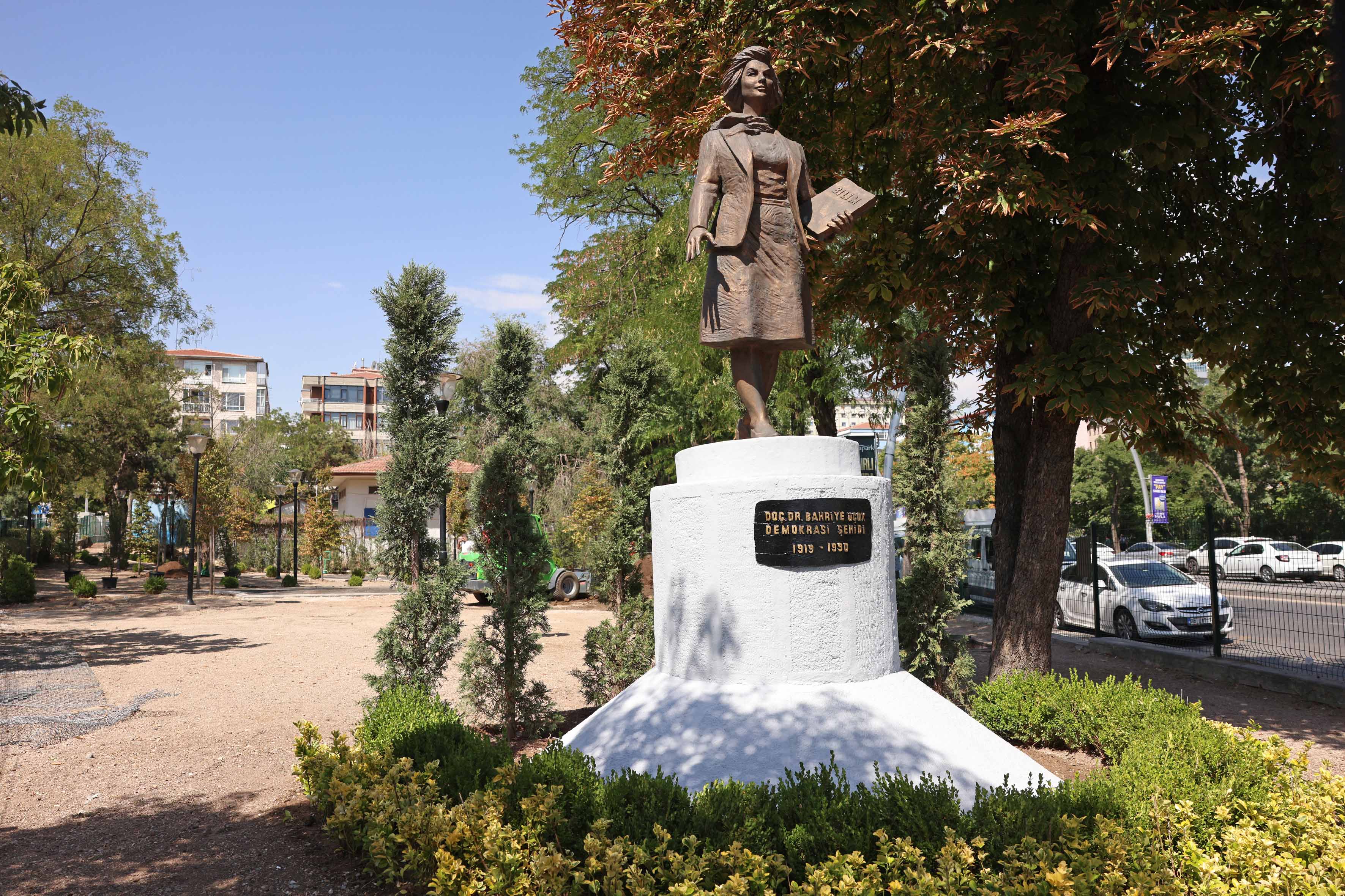Bahriye Üçok Parkı (1)