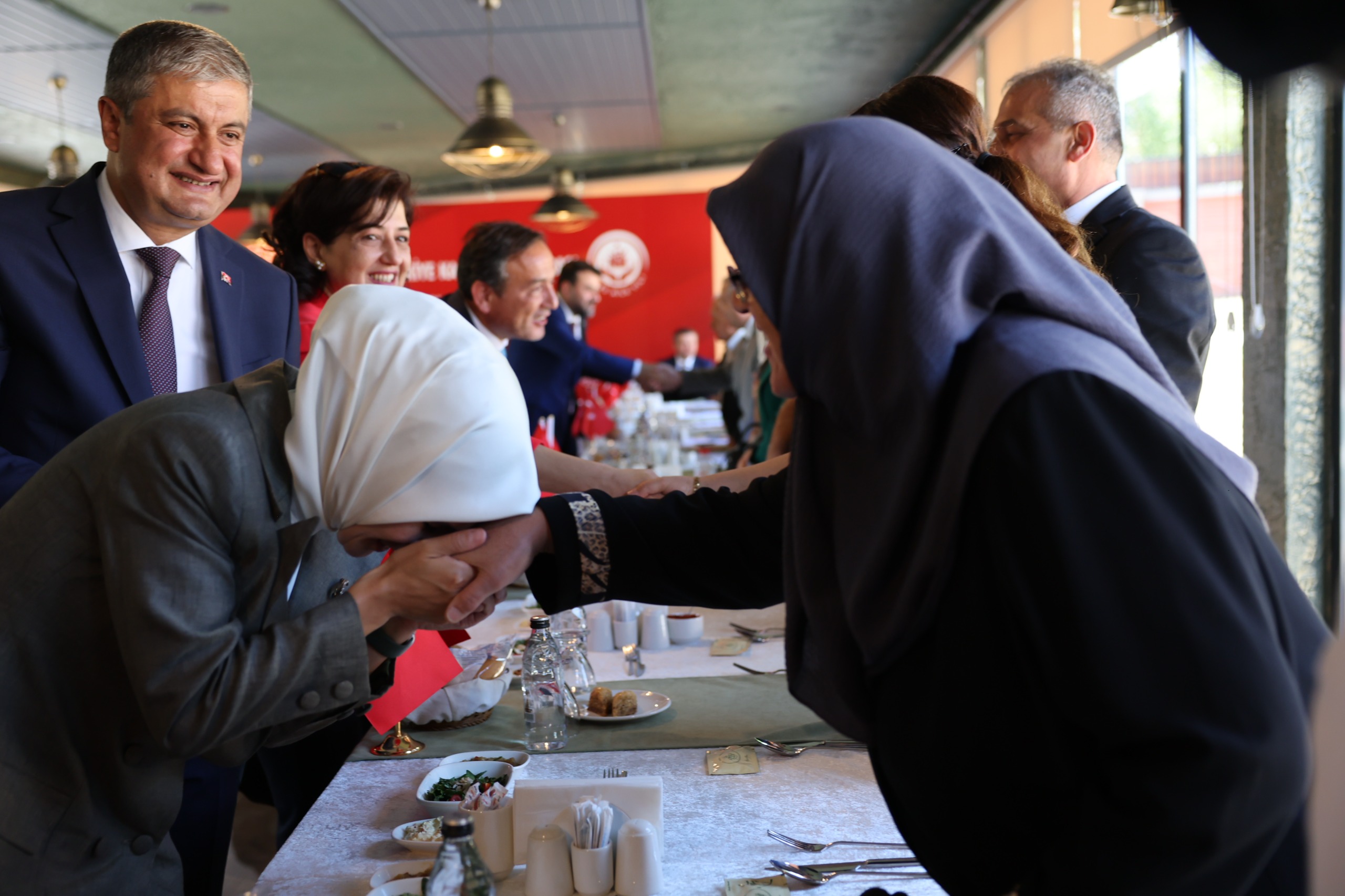 Bakan Göktaş (3)-1