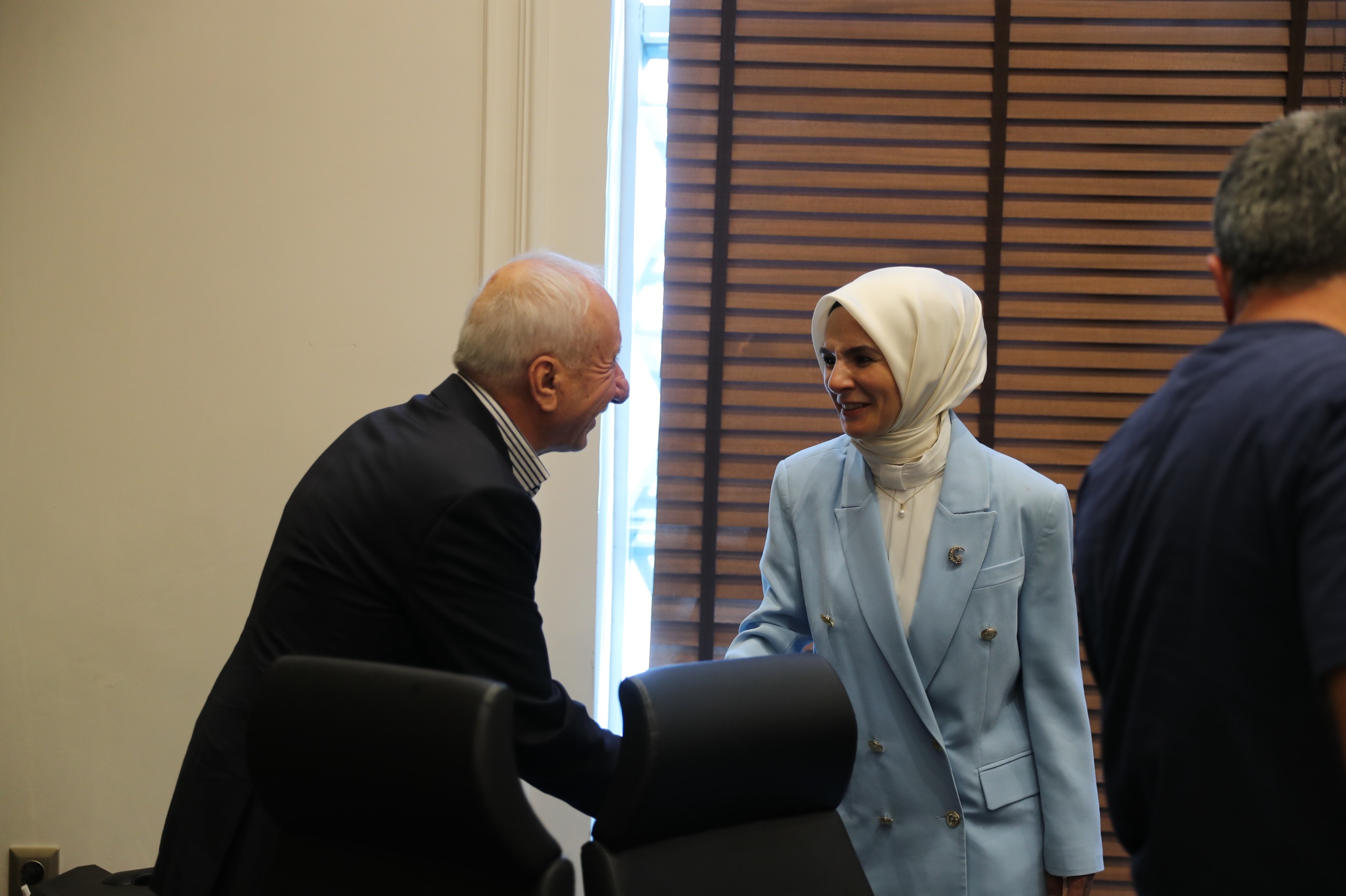 Bakan Göktaş Bingöl’de Şehit Aileleriyle Buluştu (2)