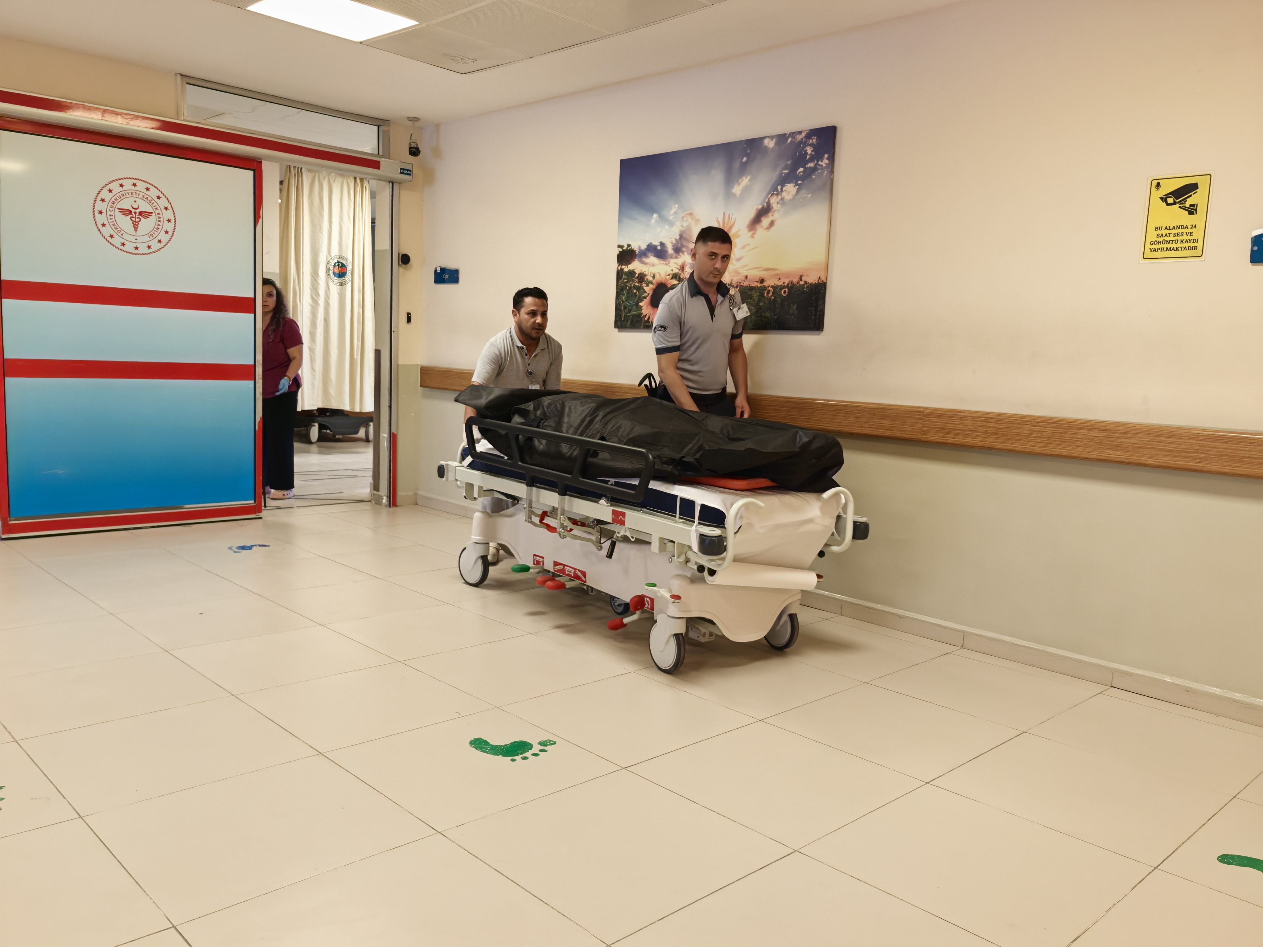 Bursa'da Devrilen Motosiklet Bariyerlere Çarptı (3)