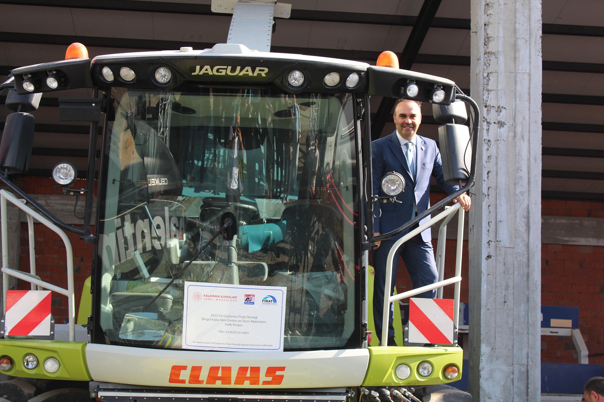 Büyük Ve Güçlü Türkiye'yi Inşa Ettik (4)