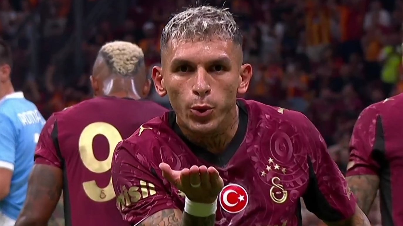 Devrim Özkan Ve Lucas Torreira (1)