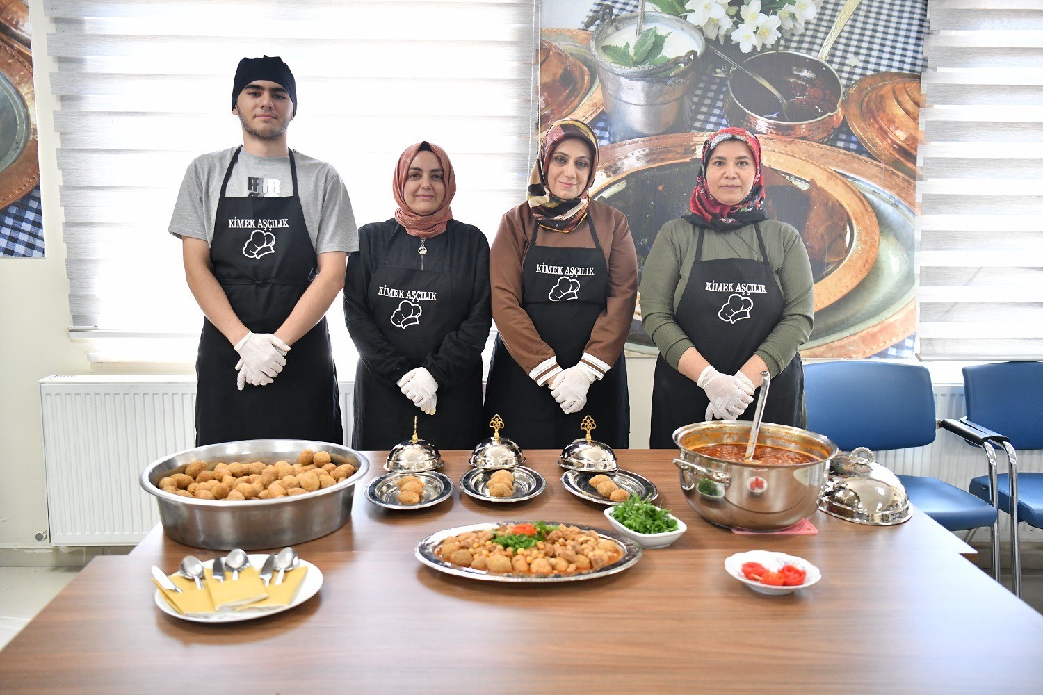 Malatya'da Analı Kızlı (1)