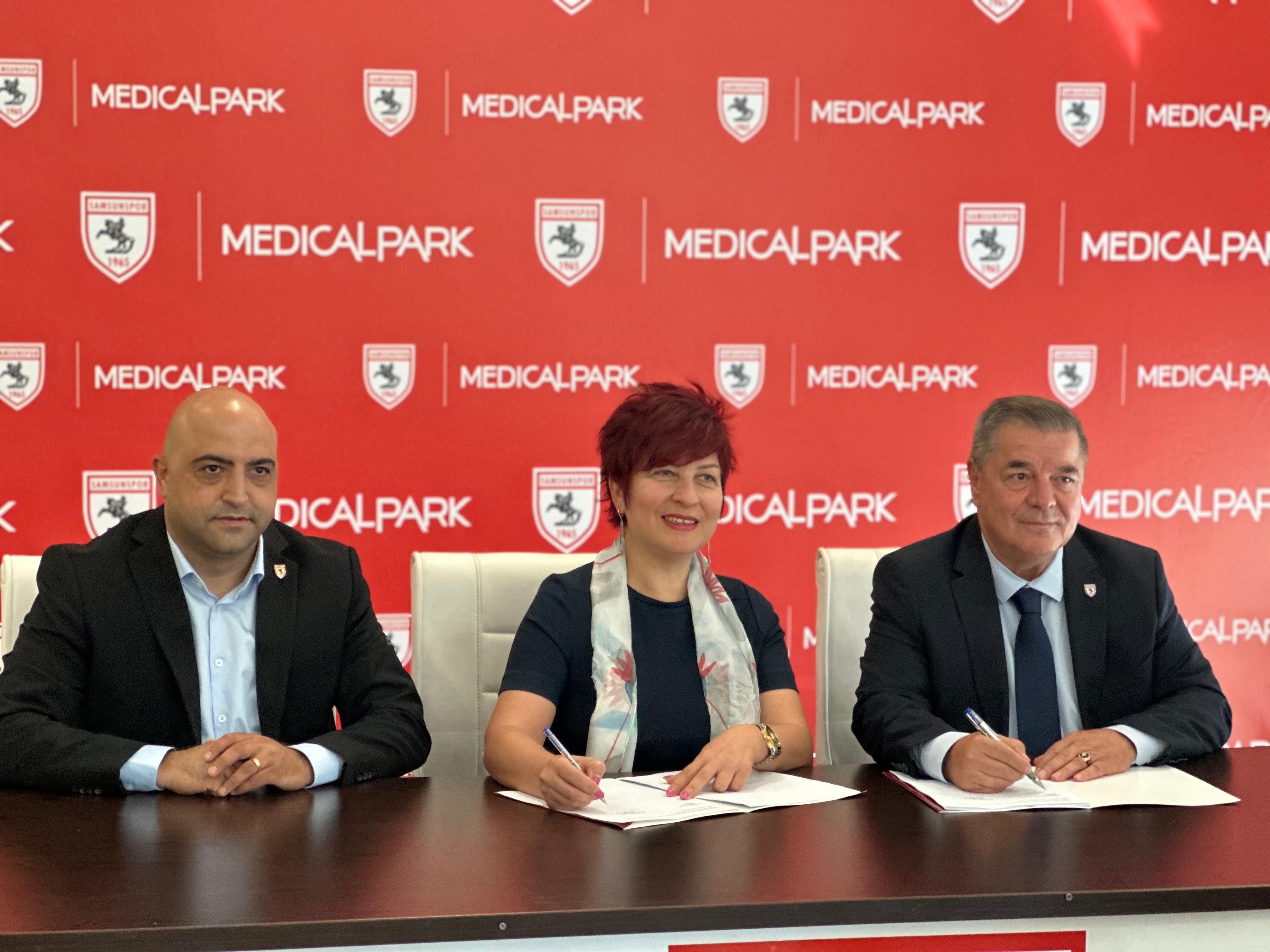 Samsunspor Kadın Voleybol Takımının Sponsoru Medical Park Oldu (2)
