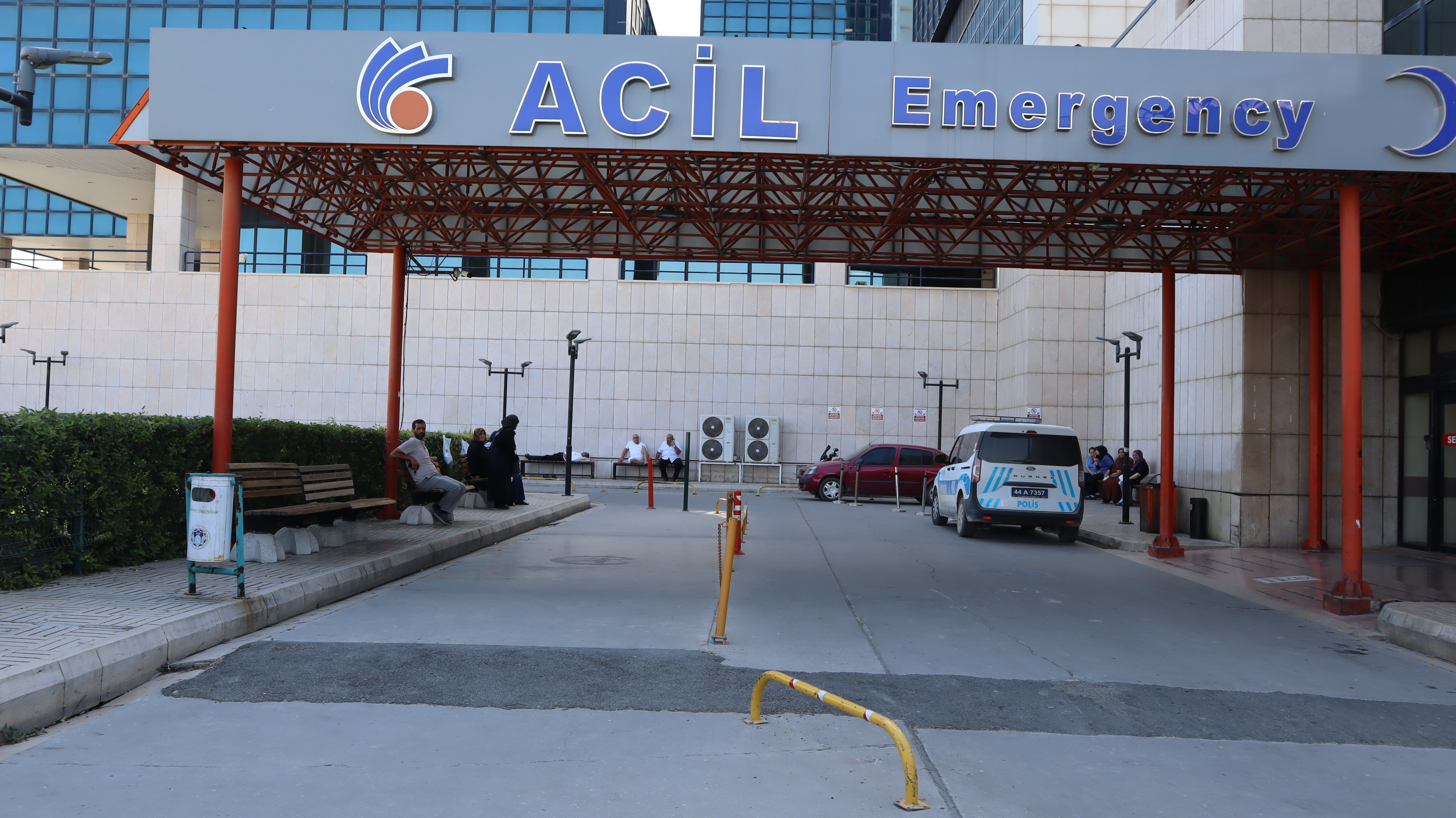 Turgut Özal Tıp Merkezi Acil Servisi Yenileniyor (3)