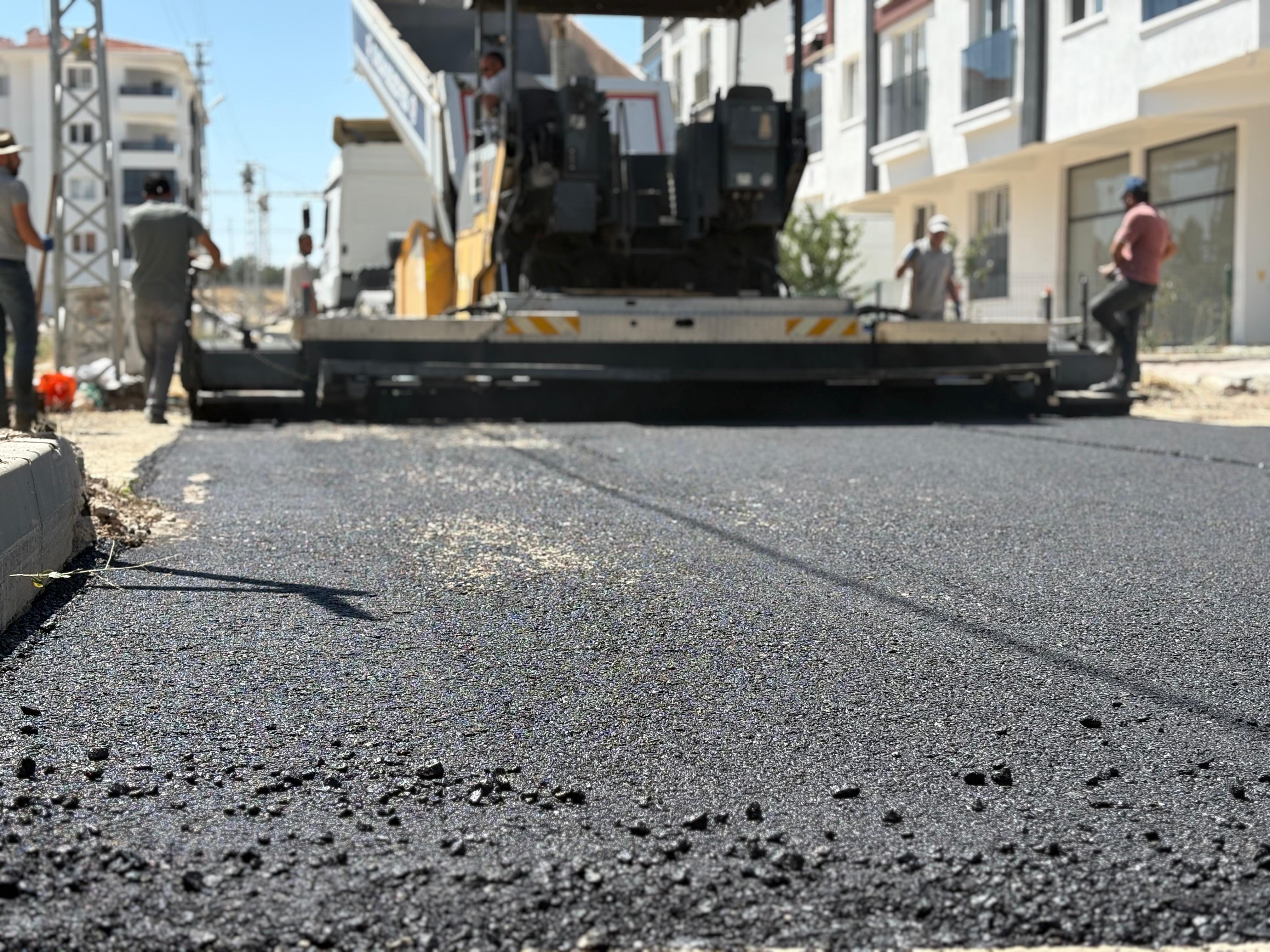 Yenikent’te Yollar Yenilendi (2)