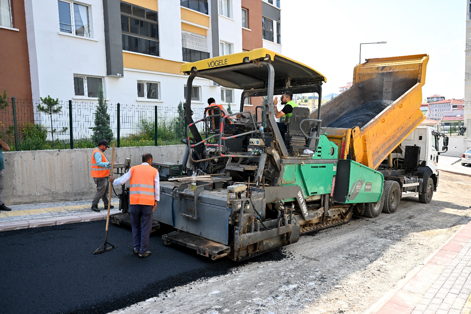 Altindağ’da Asfalt Seferberli̇ği̇ Sürüyor (2)