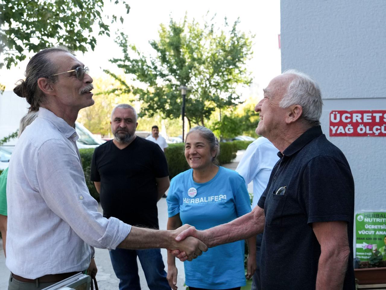 Erdal Beşikcioğlu (2)