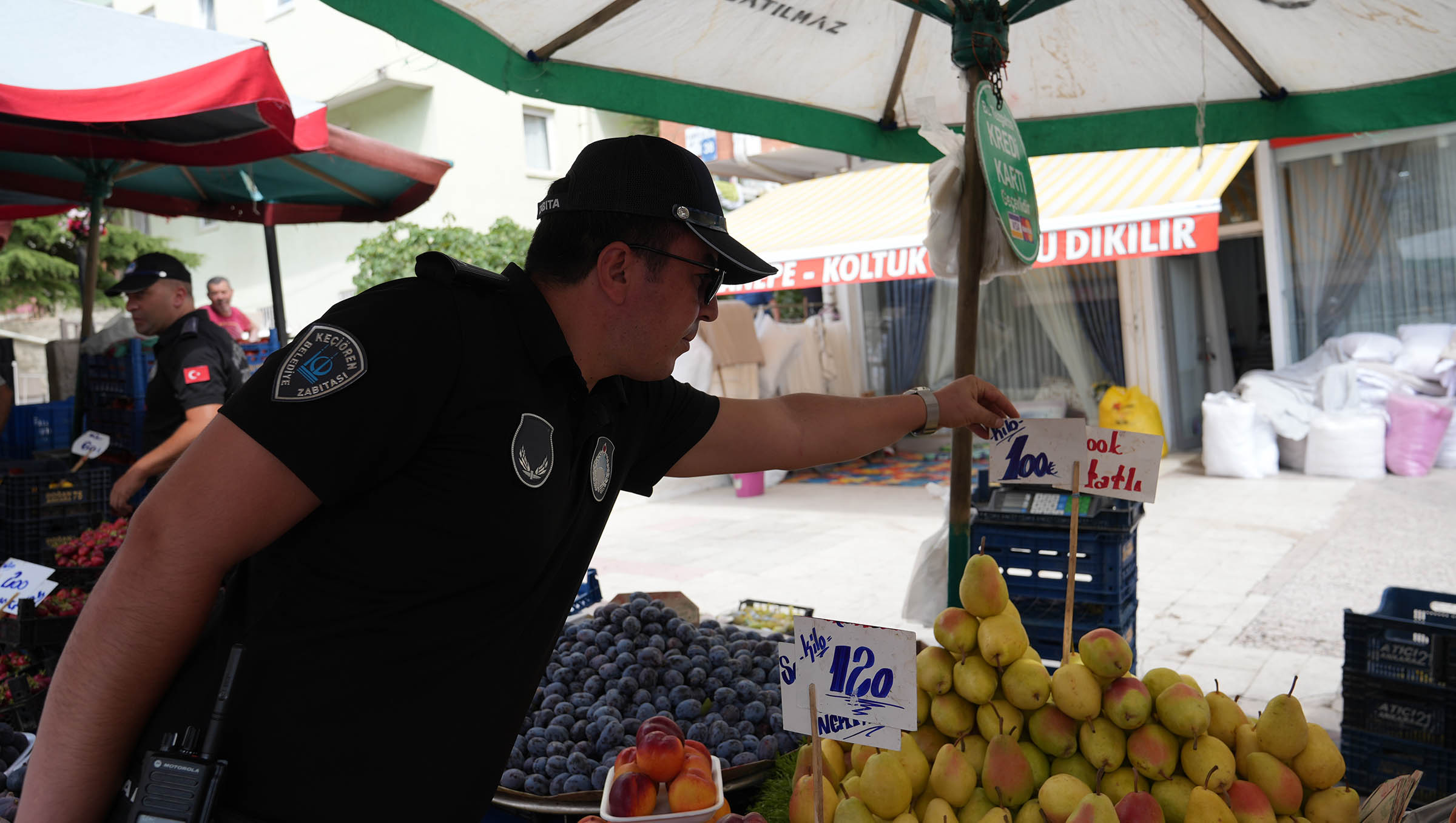 Keçiören’de Semt Pazarlarına Sıkı Denetim (1)