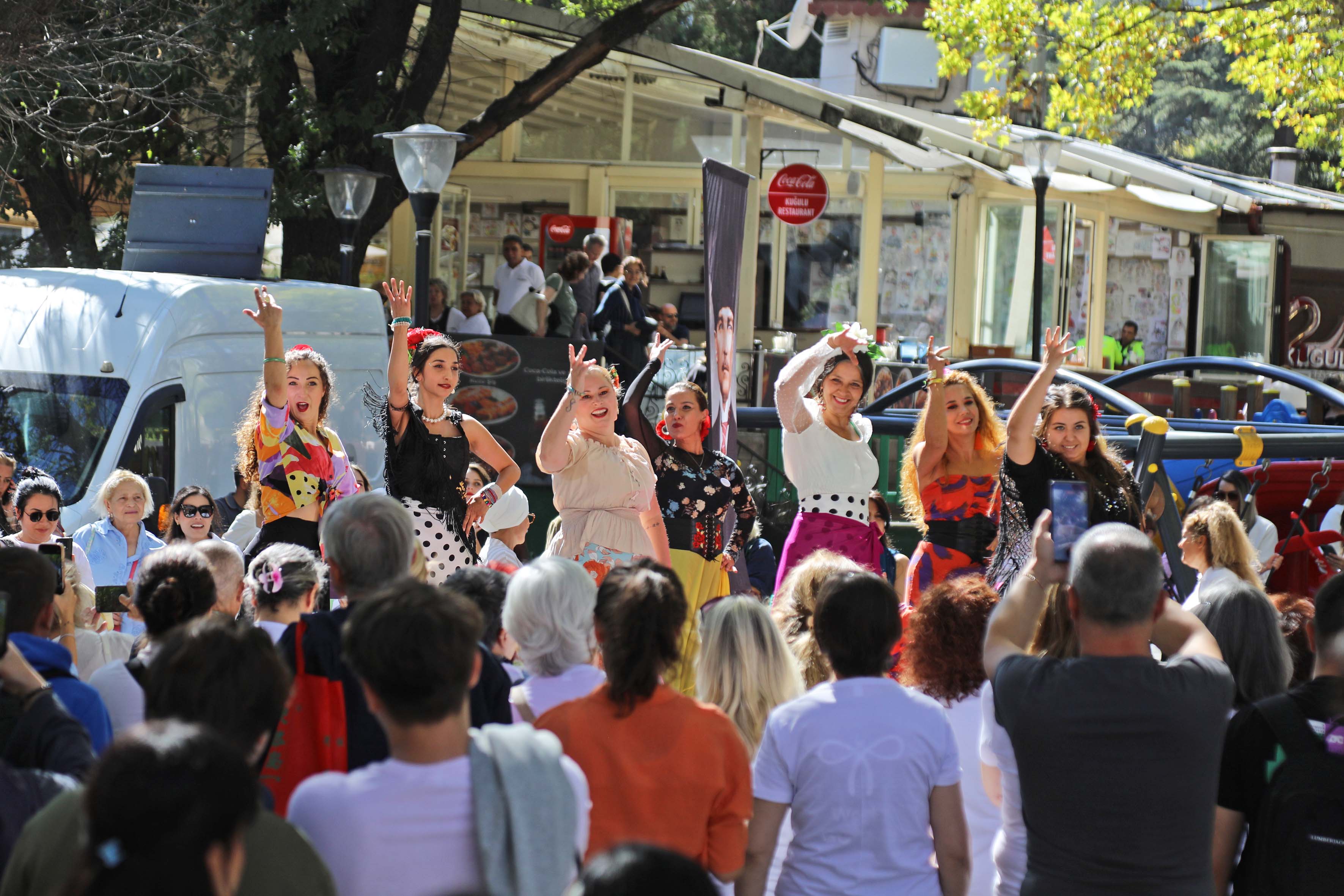 Kültür Kuğulu Park Jinekolojik Kanserler Farkındalık Günü (9).