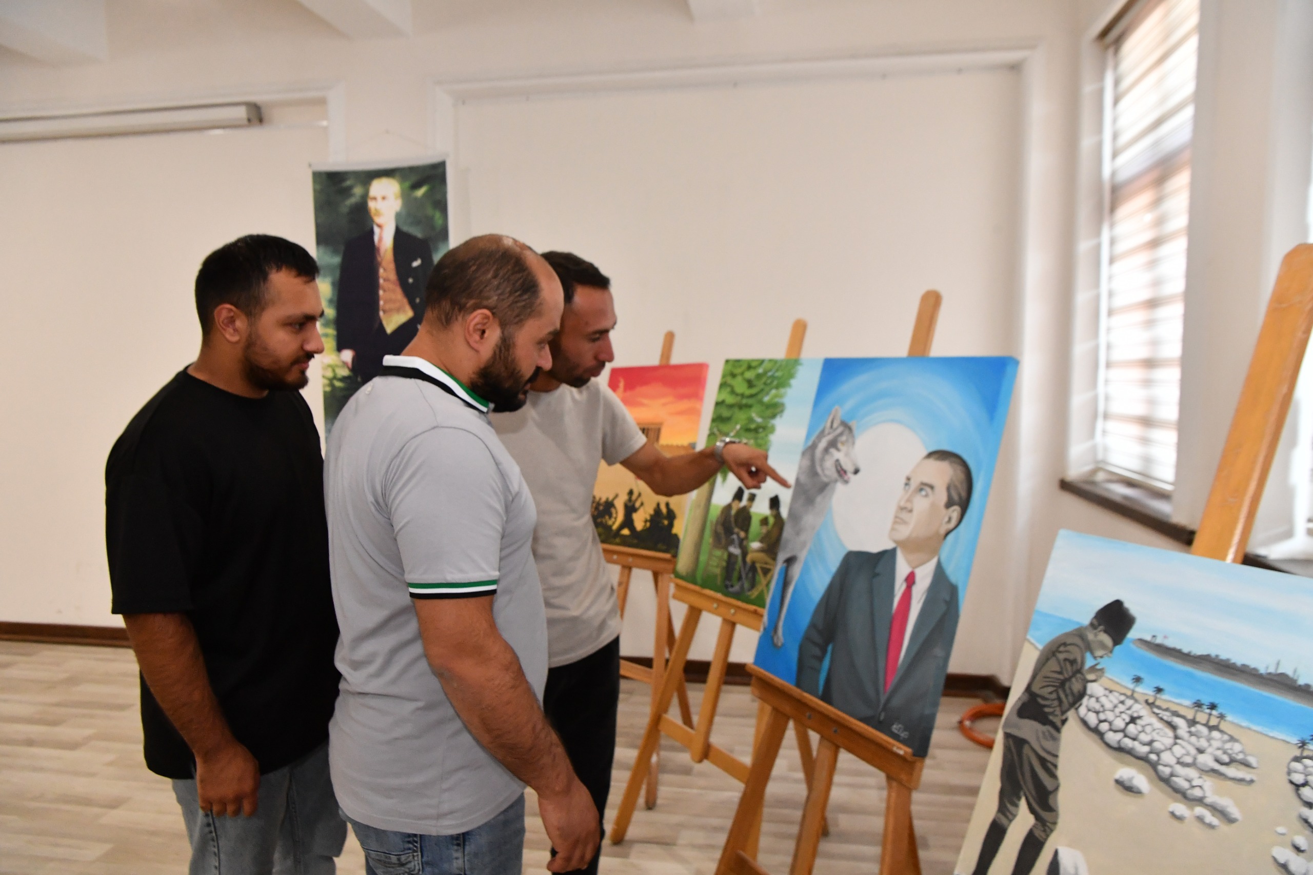 Mamak’ta Dünya Barış Günü’ne Özel Resim Sergisi (5)