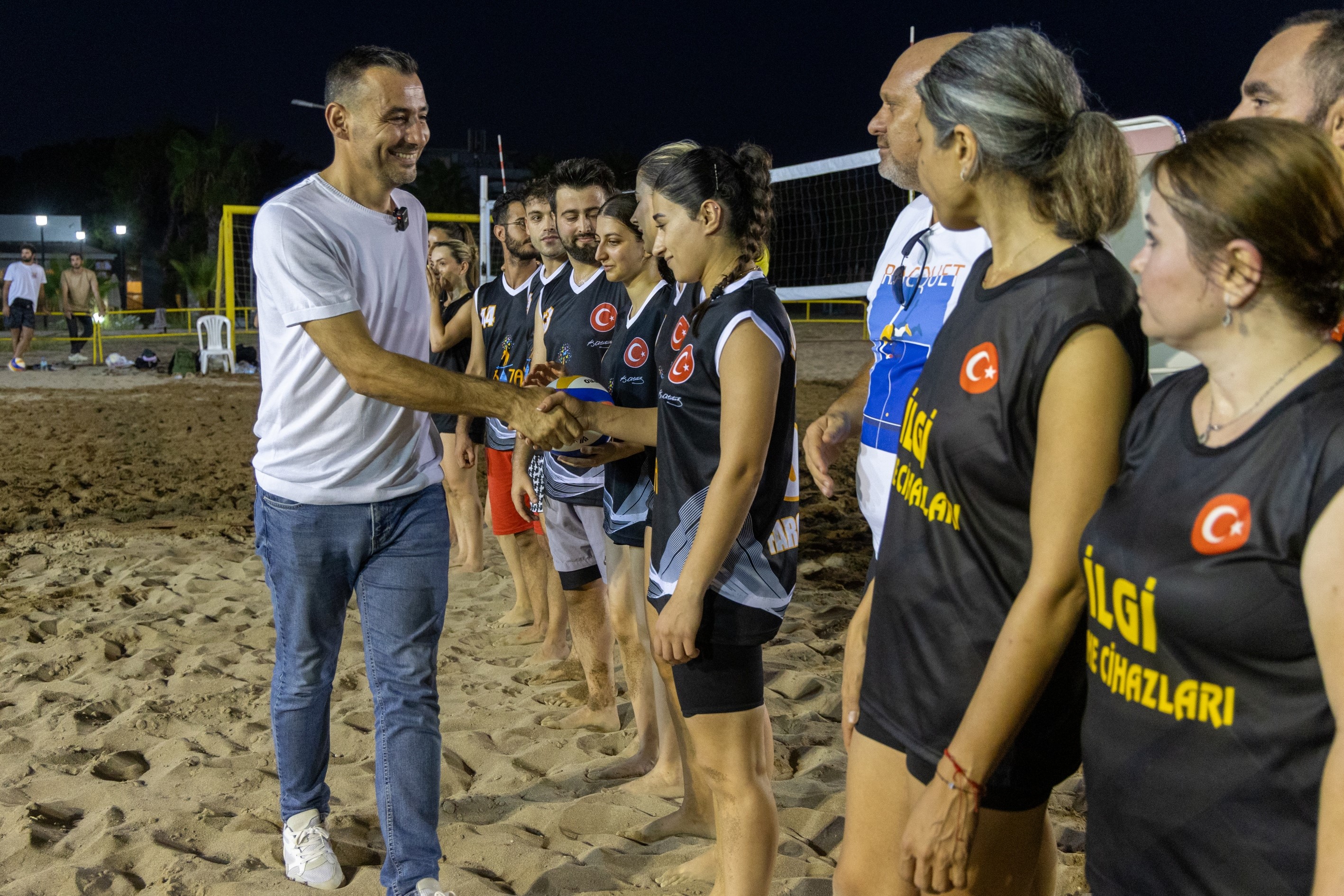 Manavgat Belediyesi Plaj Voleybolu (3)