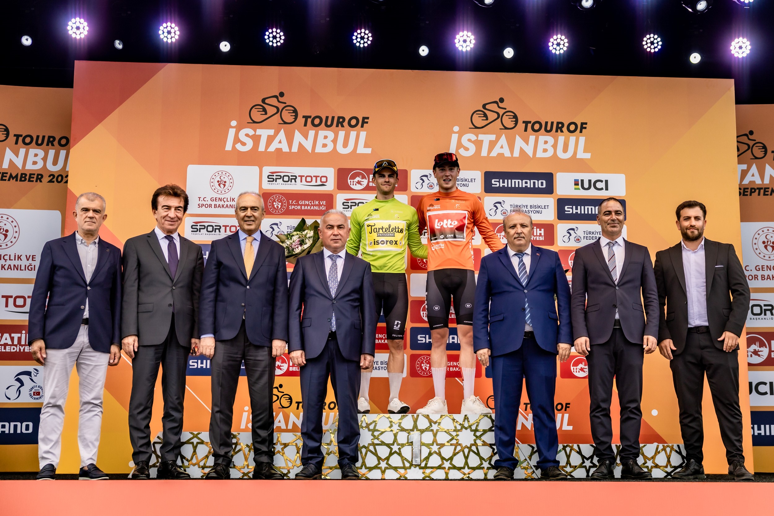 Mauro Cuylits'in (1)-1