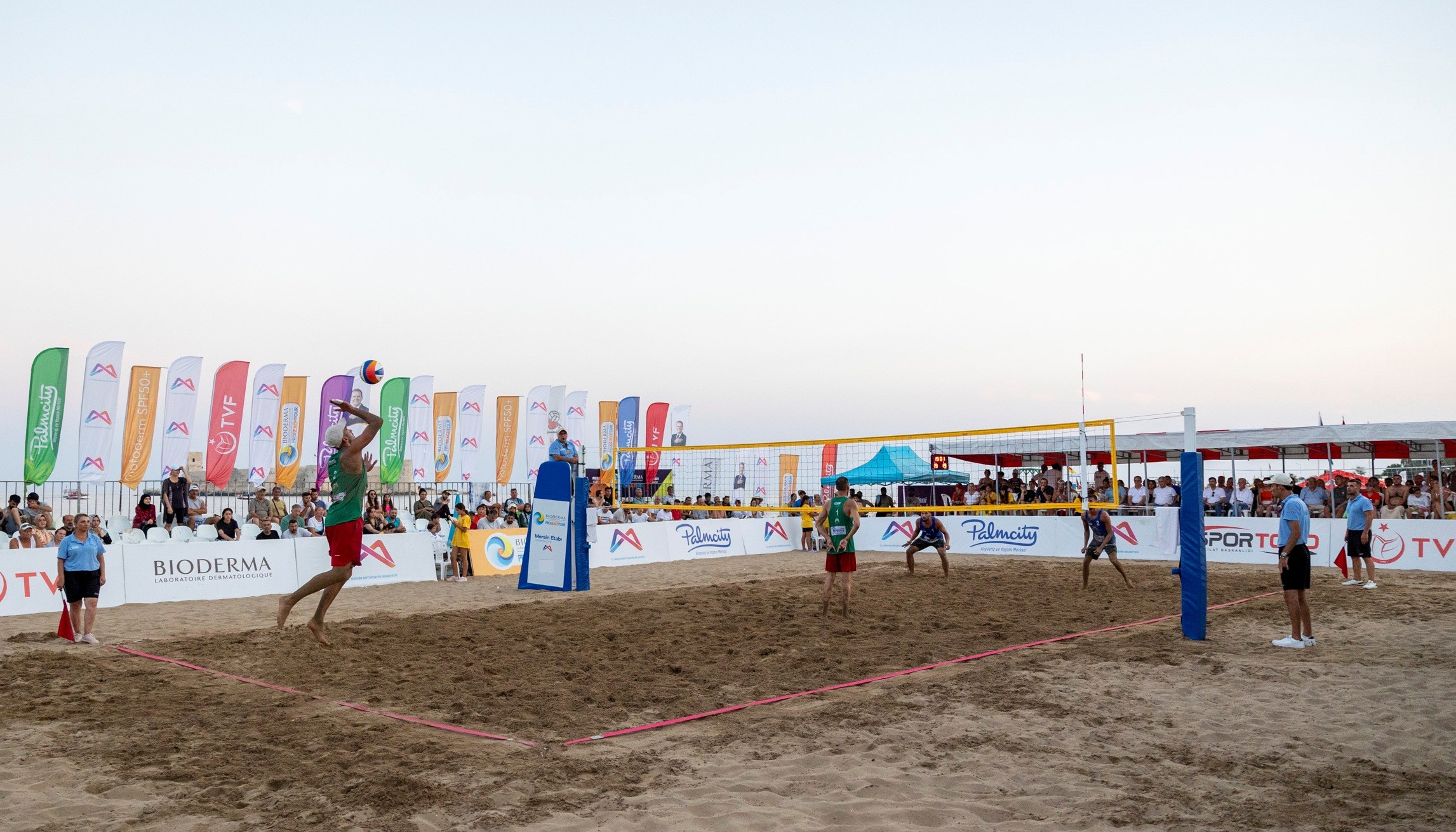Mersin'de Uluslararası Plaj Voleybolu (1)