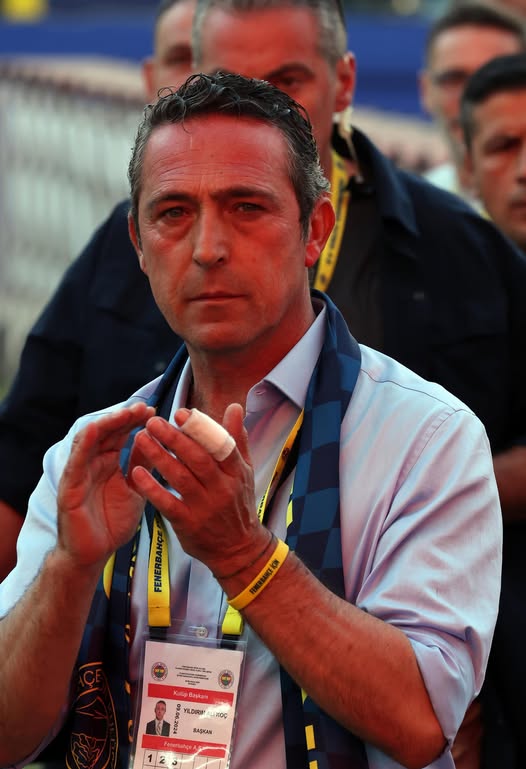 Sadettin Saran Ve Ali Koç’un Parmakları Neden Sarılıydı (5)