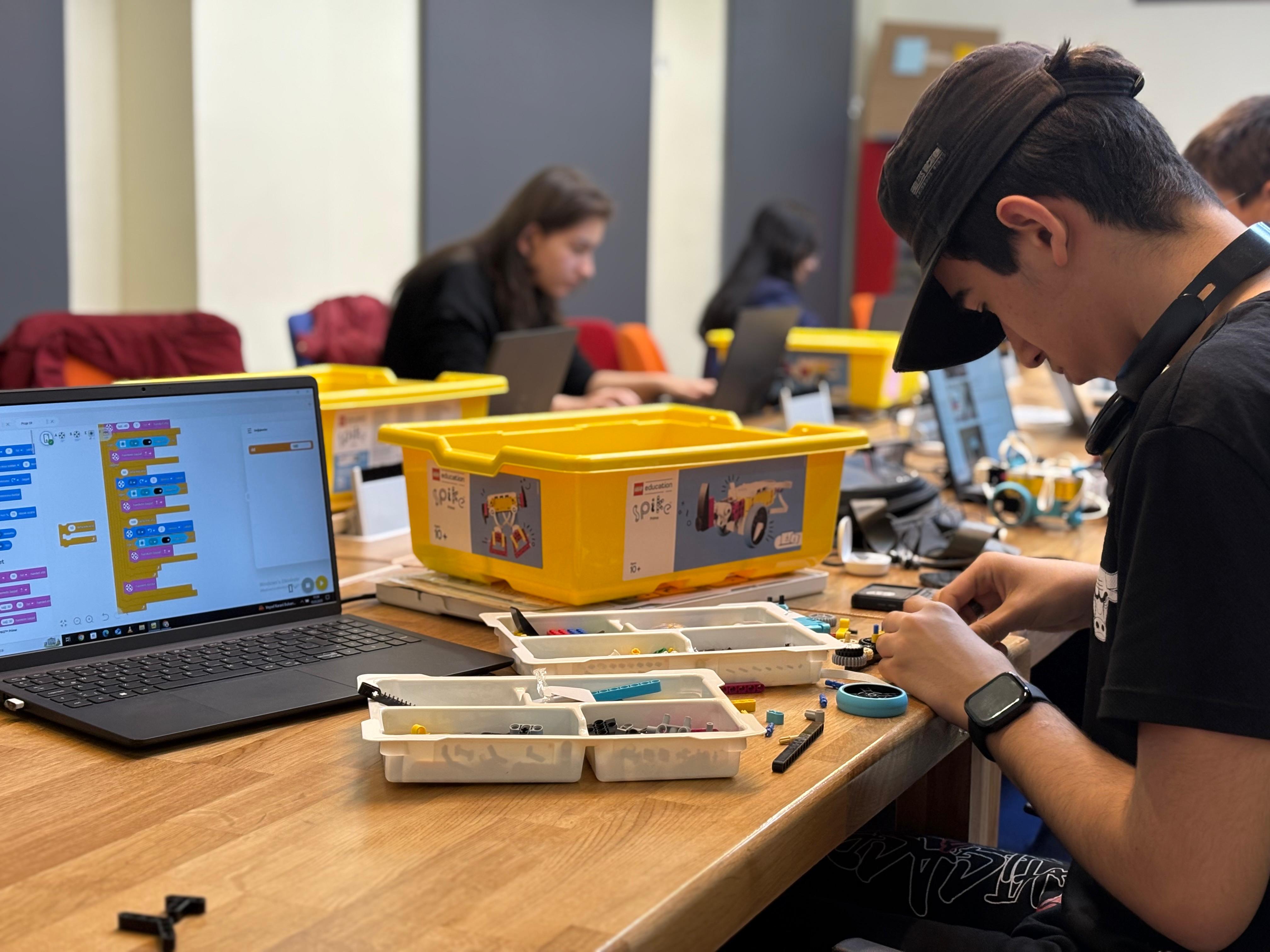 Sincan’da Bilim Şenliği Başlıyor (4)