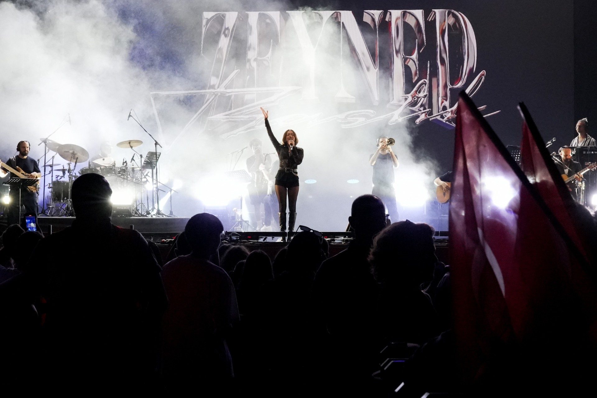 Zeynnep Bastik Konseri̇ (2)