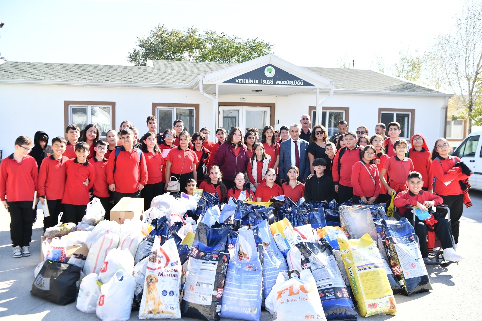 17.10.2025 Kutludüğün Hayvan Barınağı Öğrencileri Ağırladı (9)