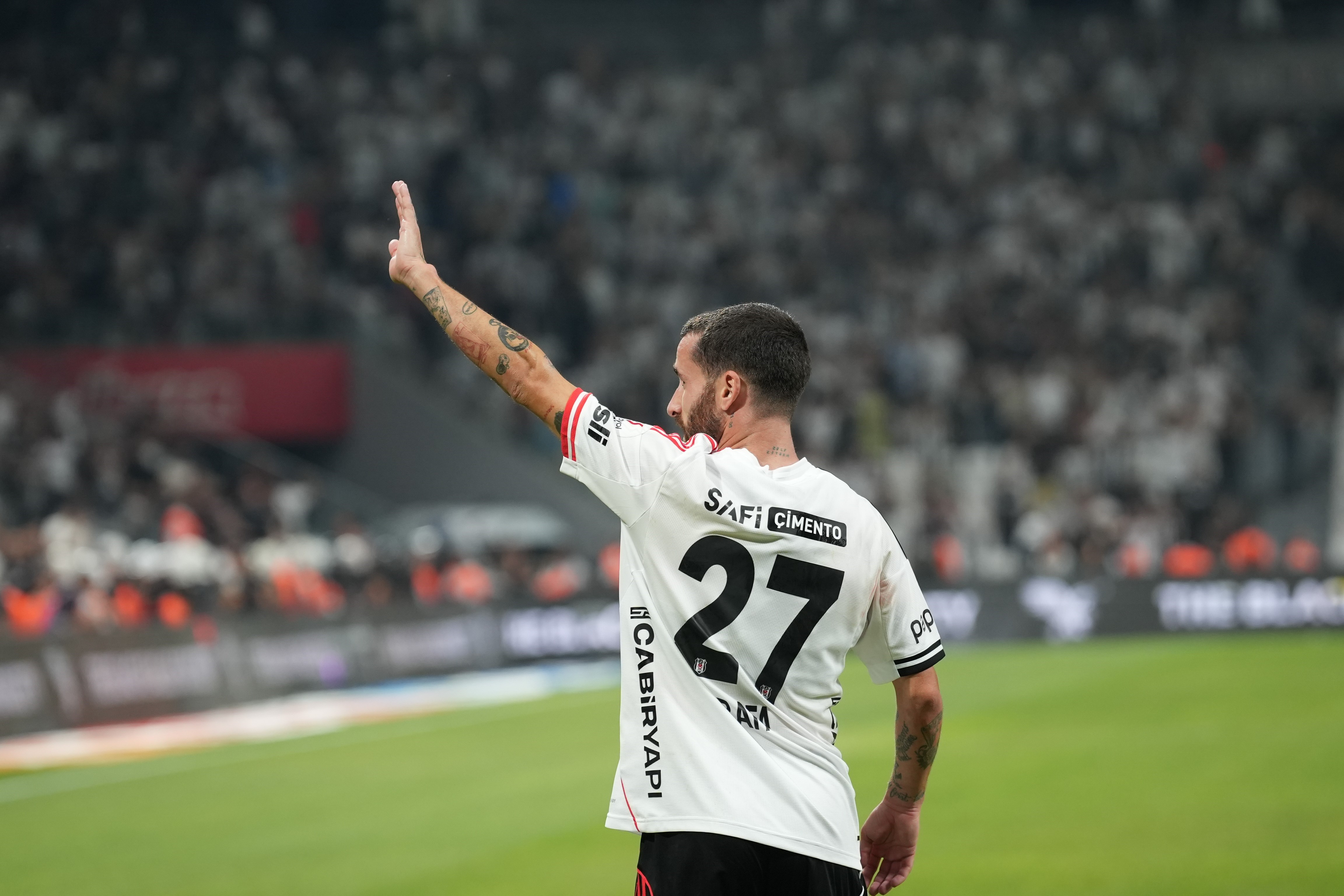 Beşiktaş'ın derbi kozu Rafa Silva!