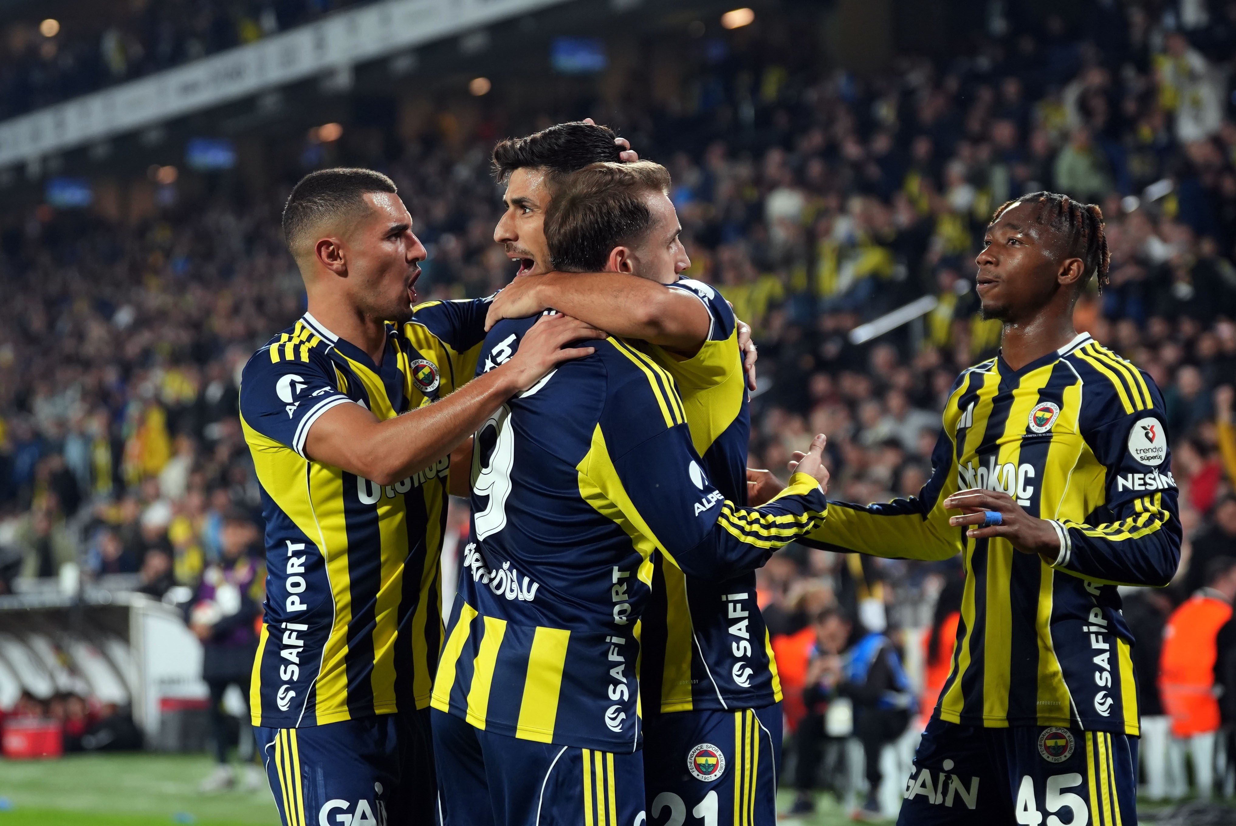 Fenerbahçe evinde kazanmaya devam ediyor - 2
