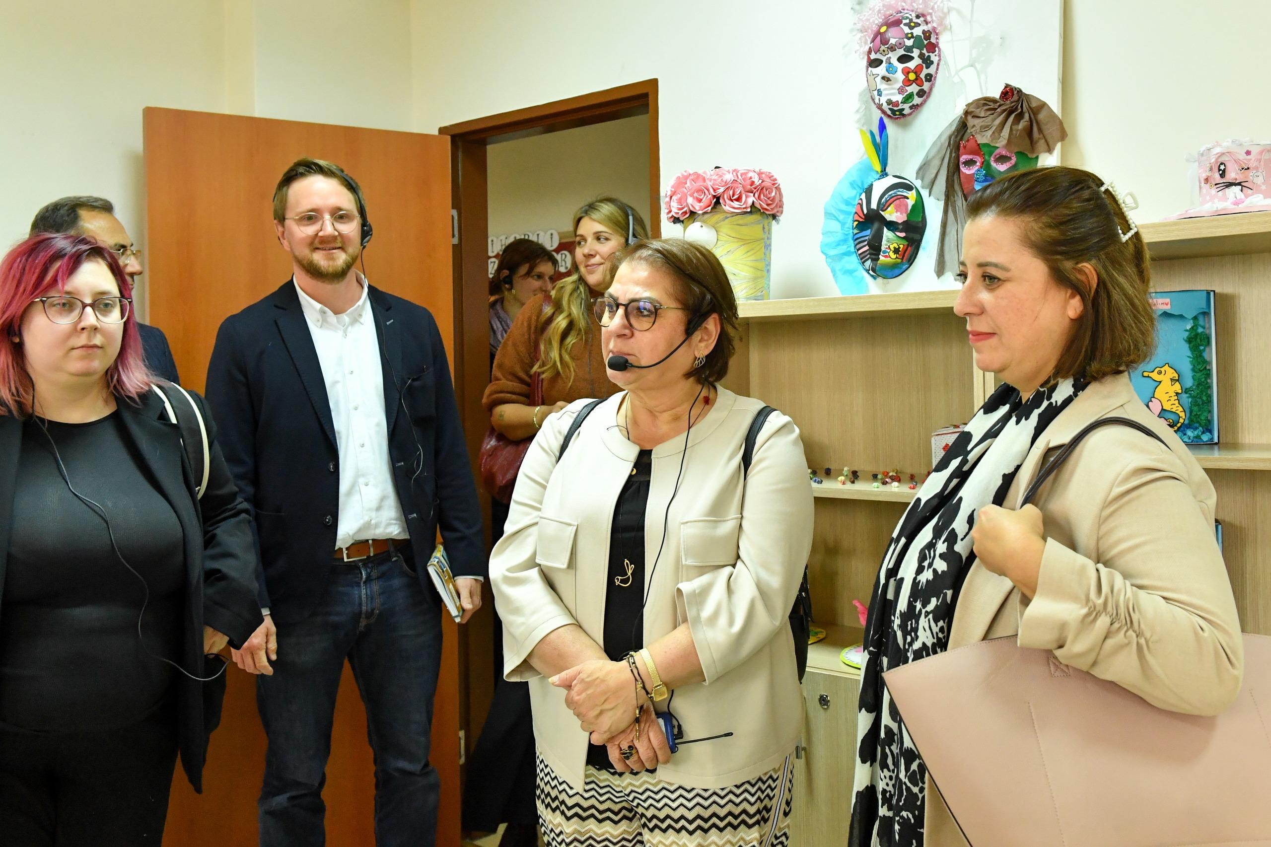 Alman Heyetten Gençli̇k Merkezleri̇ne Övgü (4)