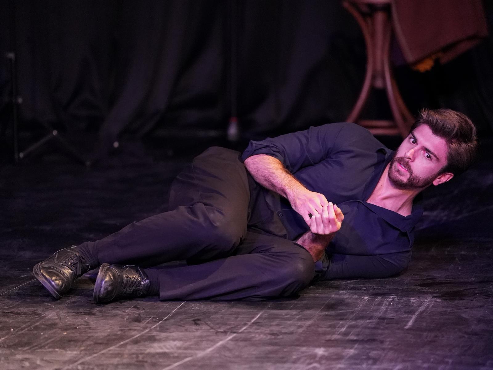 Aramızdaki Mesafe (3)