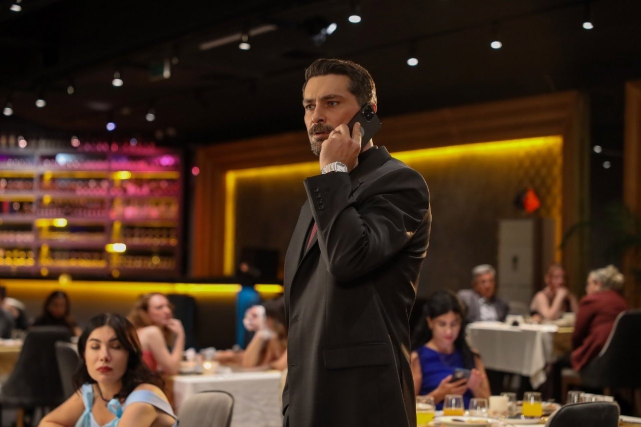 Aynadaki Yabancı 1. Bölüm 3