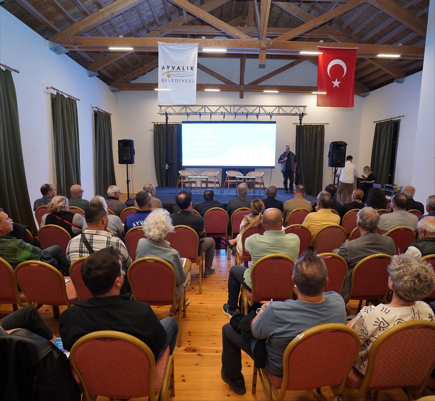 Ayvalik’ta “Kent Buluşmalari” Başladi 5