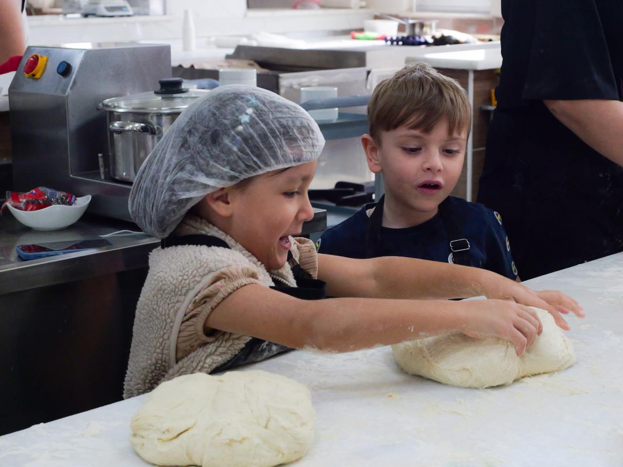 Dünya İçin Ekmek (1)