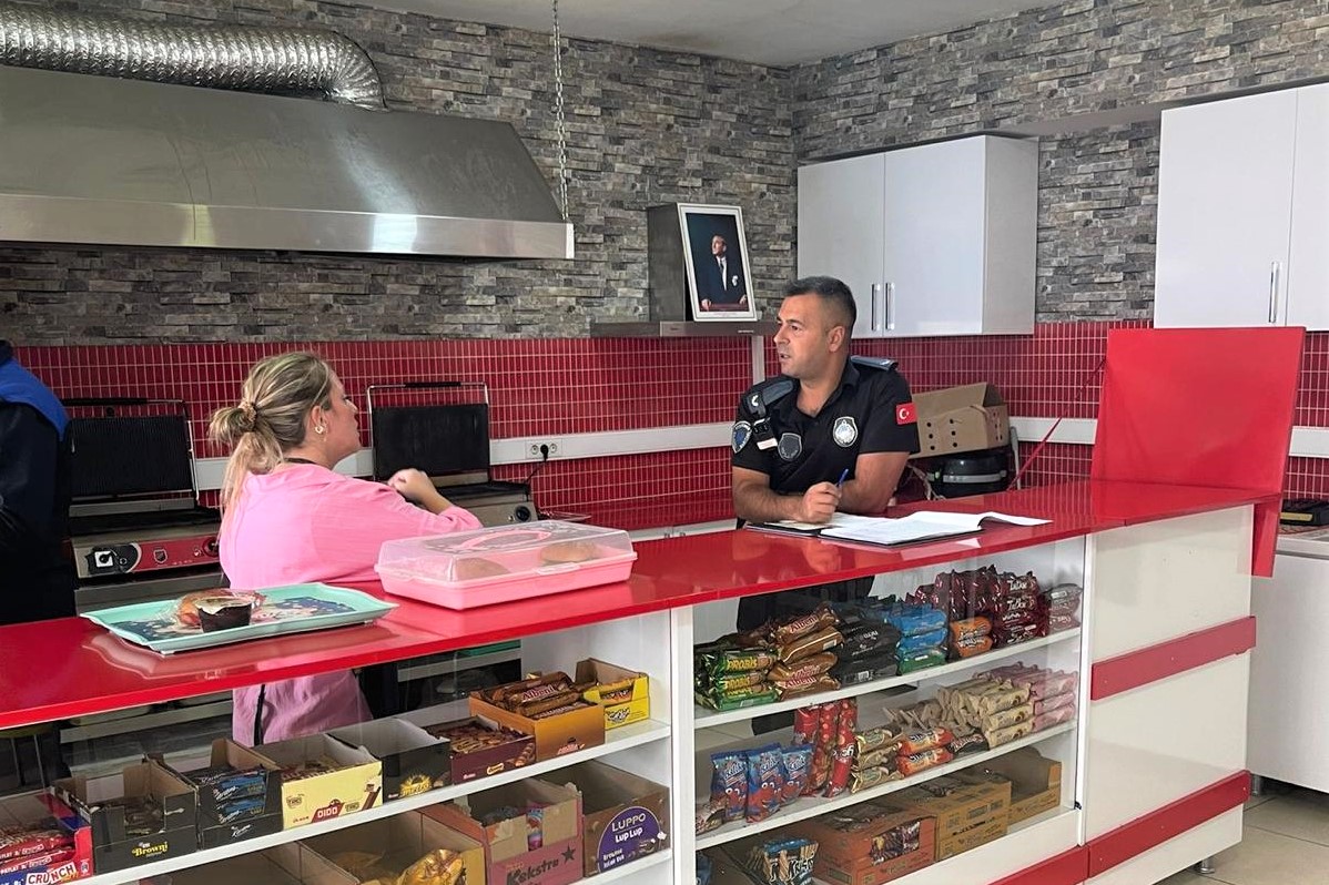 Keçiören’de Okul Kantinlerine Sıkı Denetim (2)