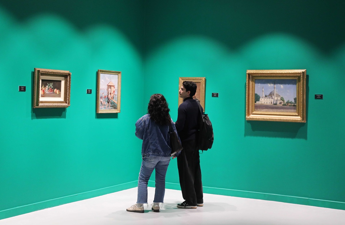 Kültür Çağdaş Sanatlar Merkezi Zamanın Renkleri Anadolu Üniversitesi Ziyareti (3)