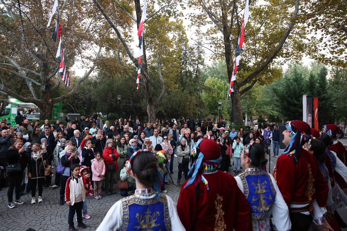 Kültür Kuğulu Park Ankaranın Başkent Oluşu Etkinlikleri (12)