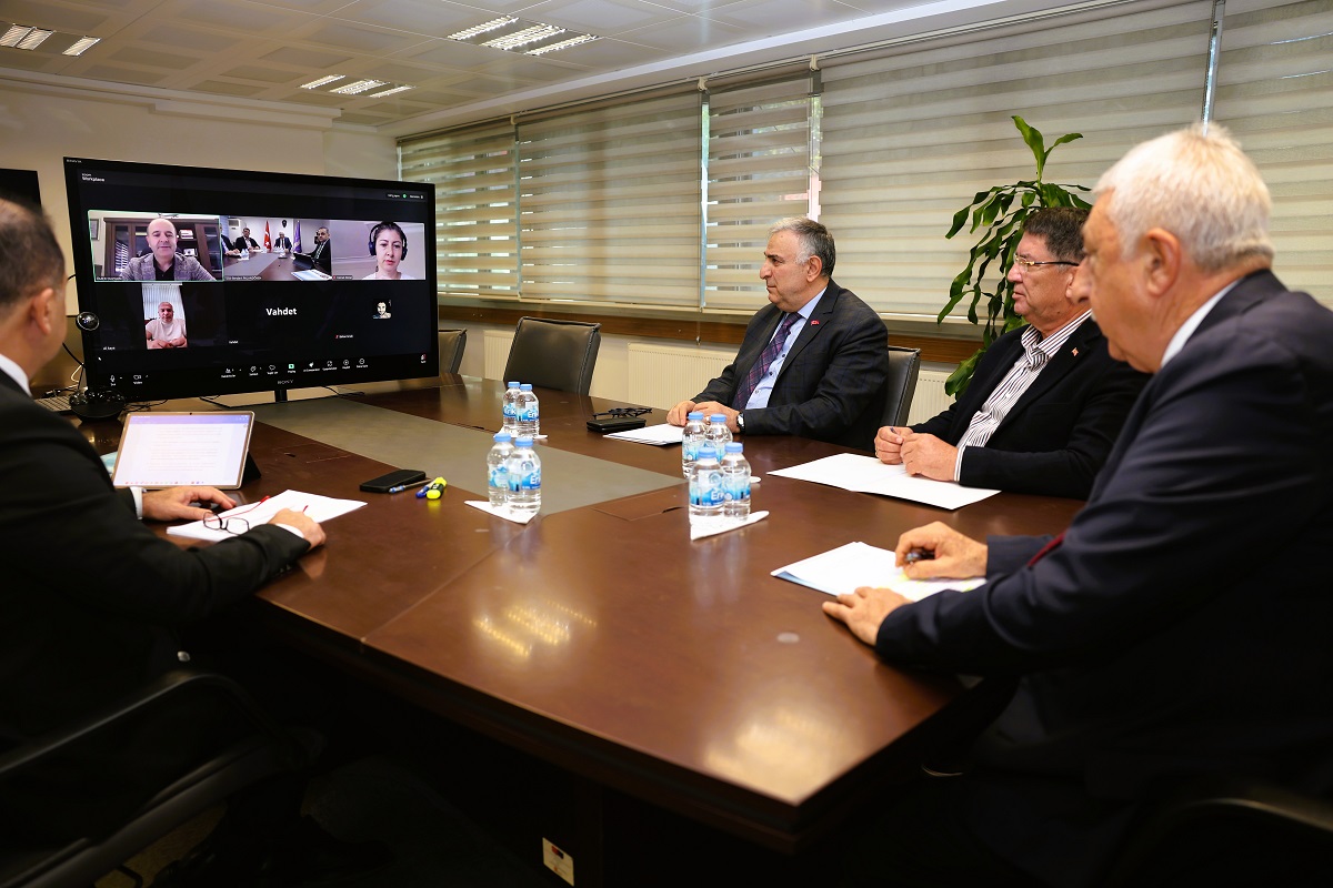 Türkiye Esnaf Ve Sanatkârları Konfederasyonu (1)