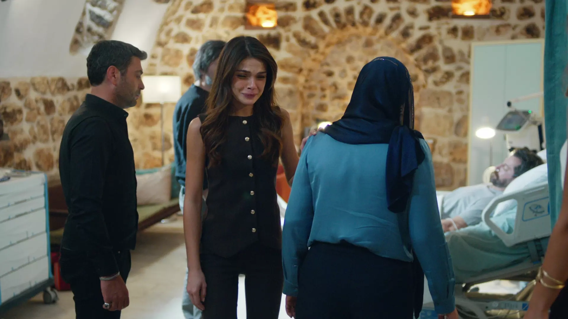 Uzak Şehir 32. Bölüm 7