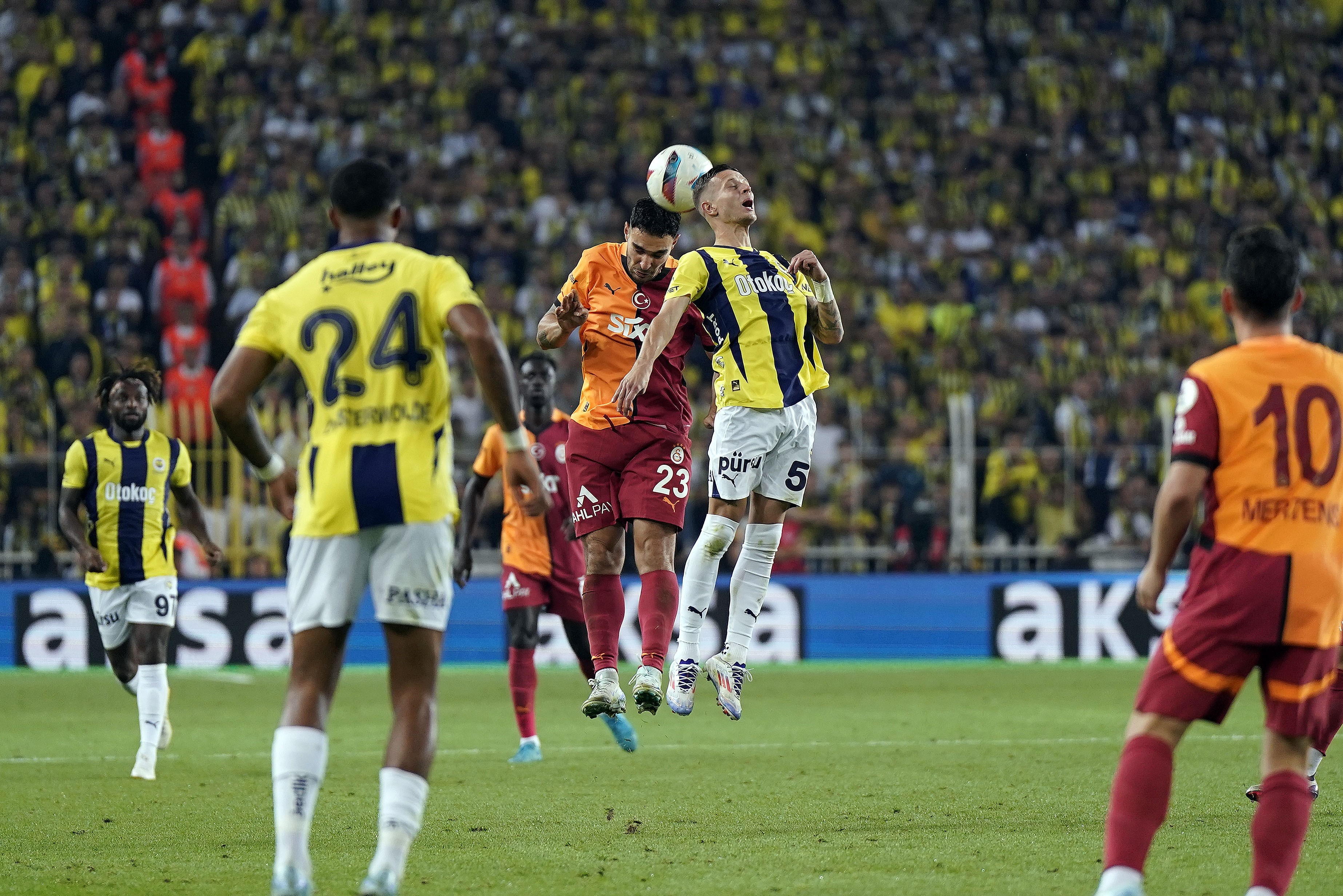 Kadıköy’de 64. derbi heyecanı