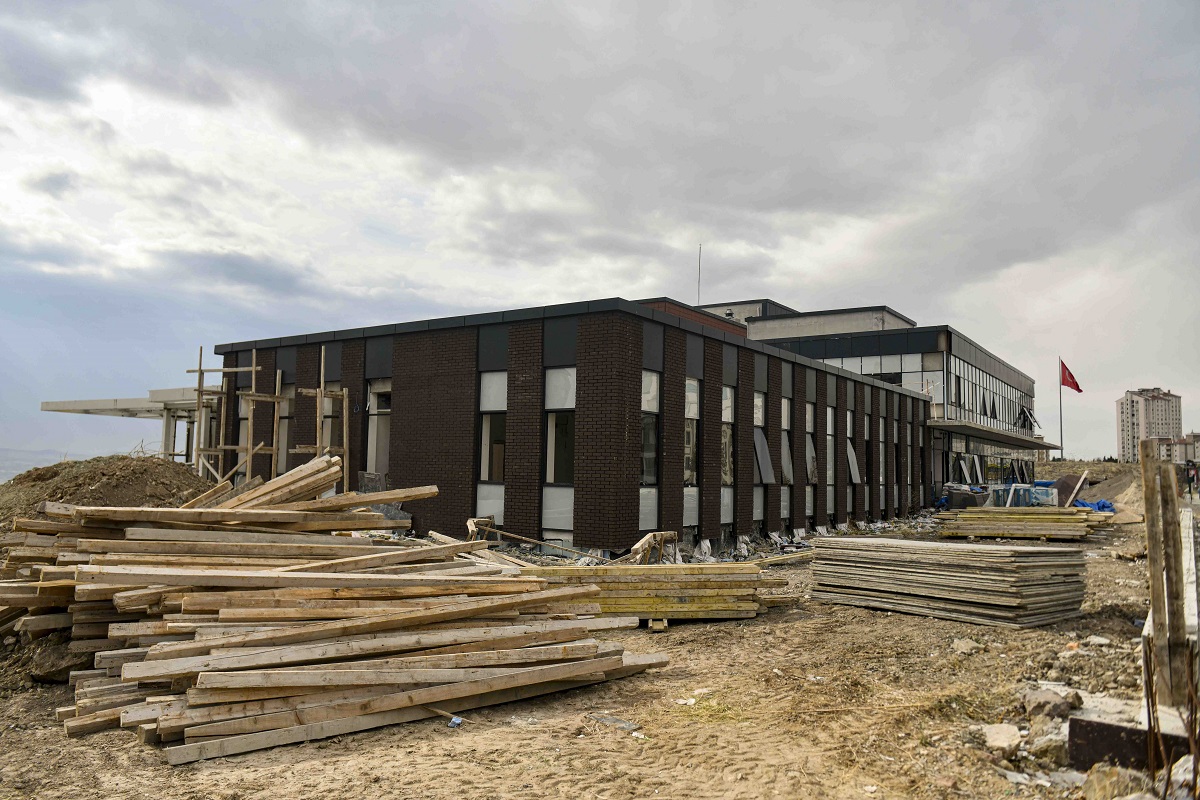 Abb'den Yeni Merkez (4)