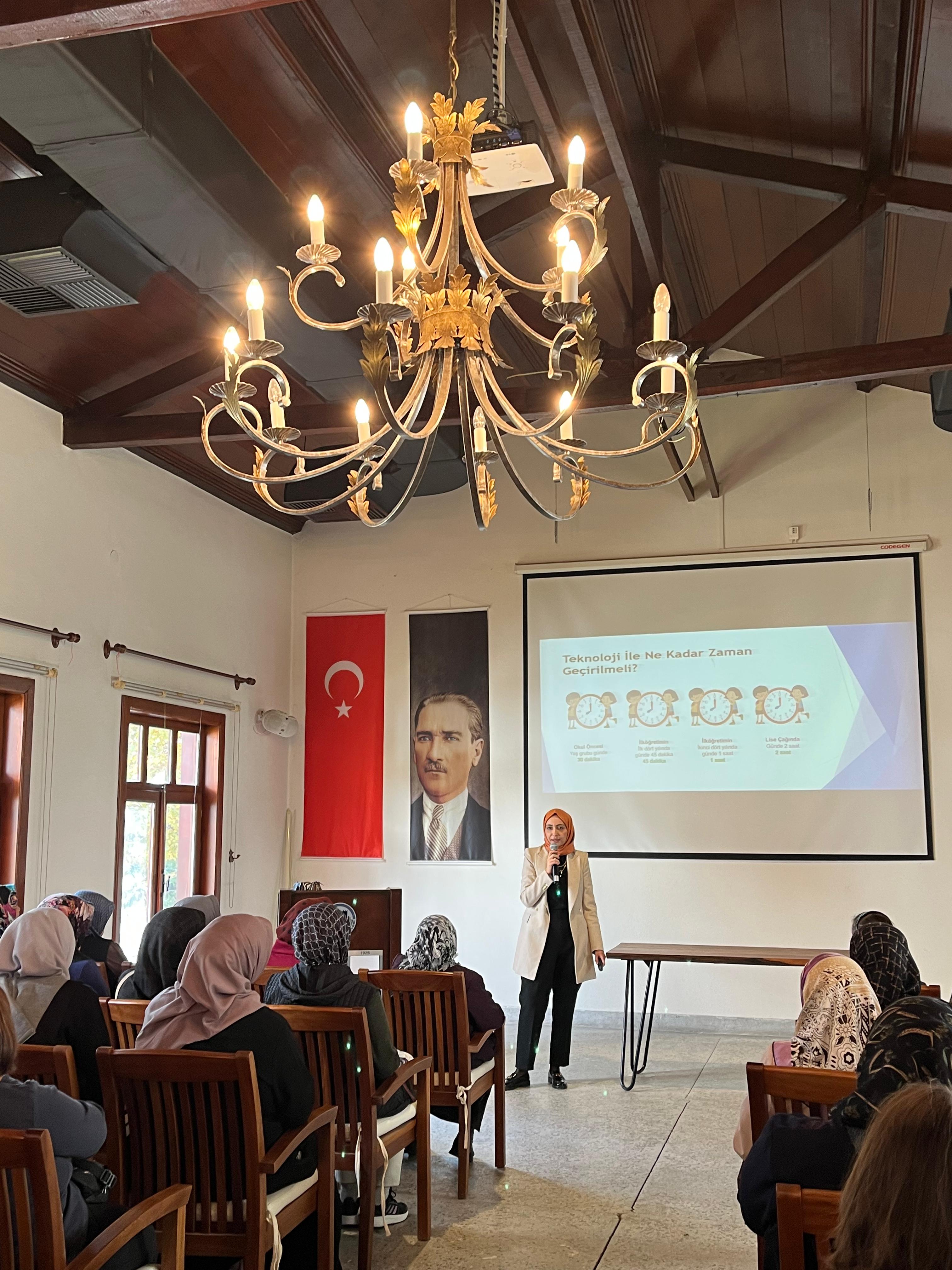 Altindağ Beledi̇yesi̇’nde Bağimlilik Farkindalik Eği̇ti̇mleri̇ Başladi (23)