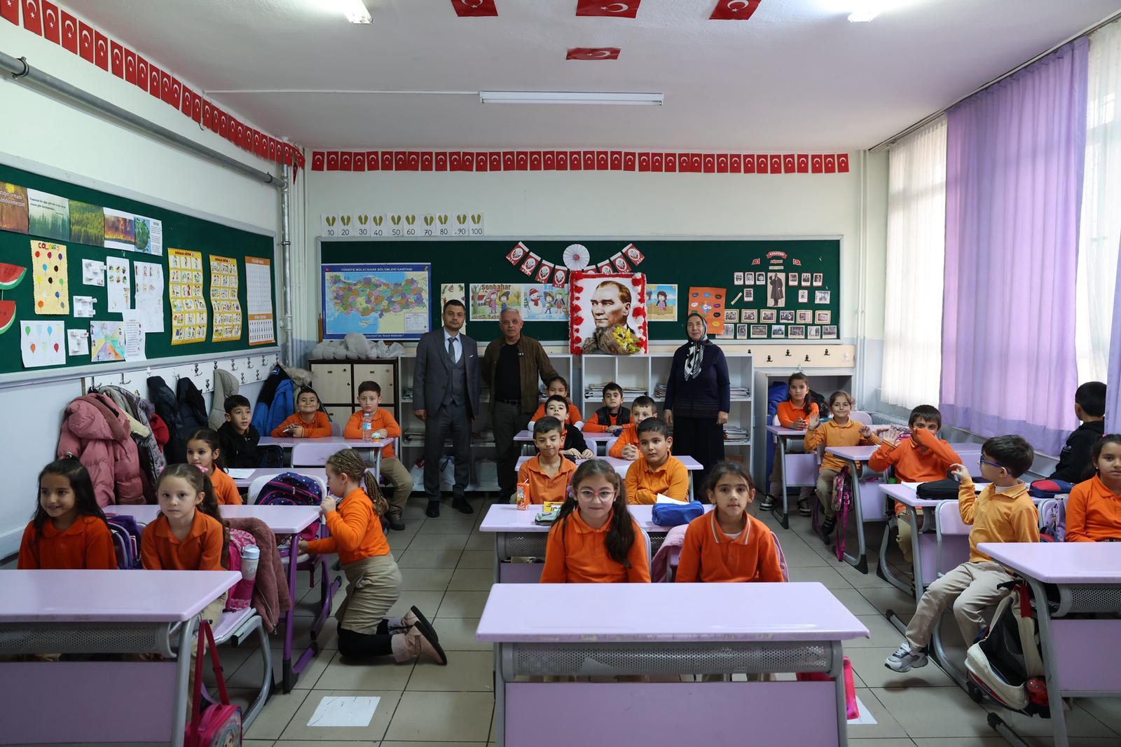 Başkan Şahin’den 24 Kasım Öğretmenler Günü Ziyareti (5)