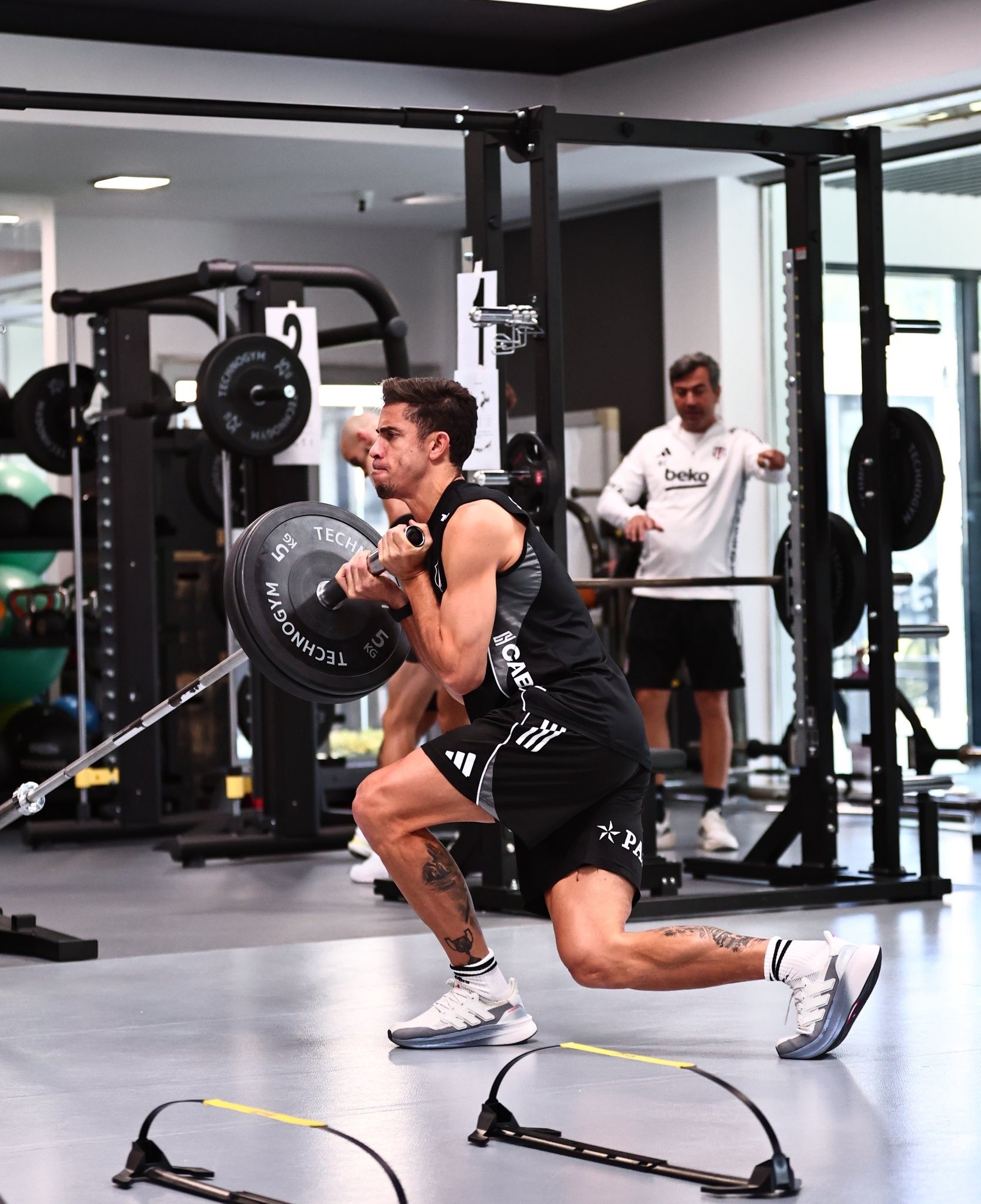 Beşiktaş Salon Çalışması (1)