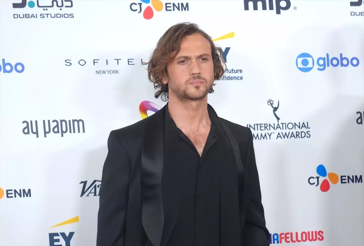 Deha Dizisine Uluslararası Emmy Ödülü 3