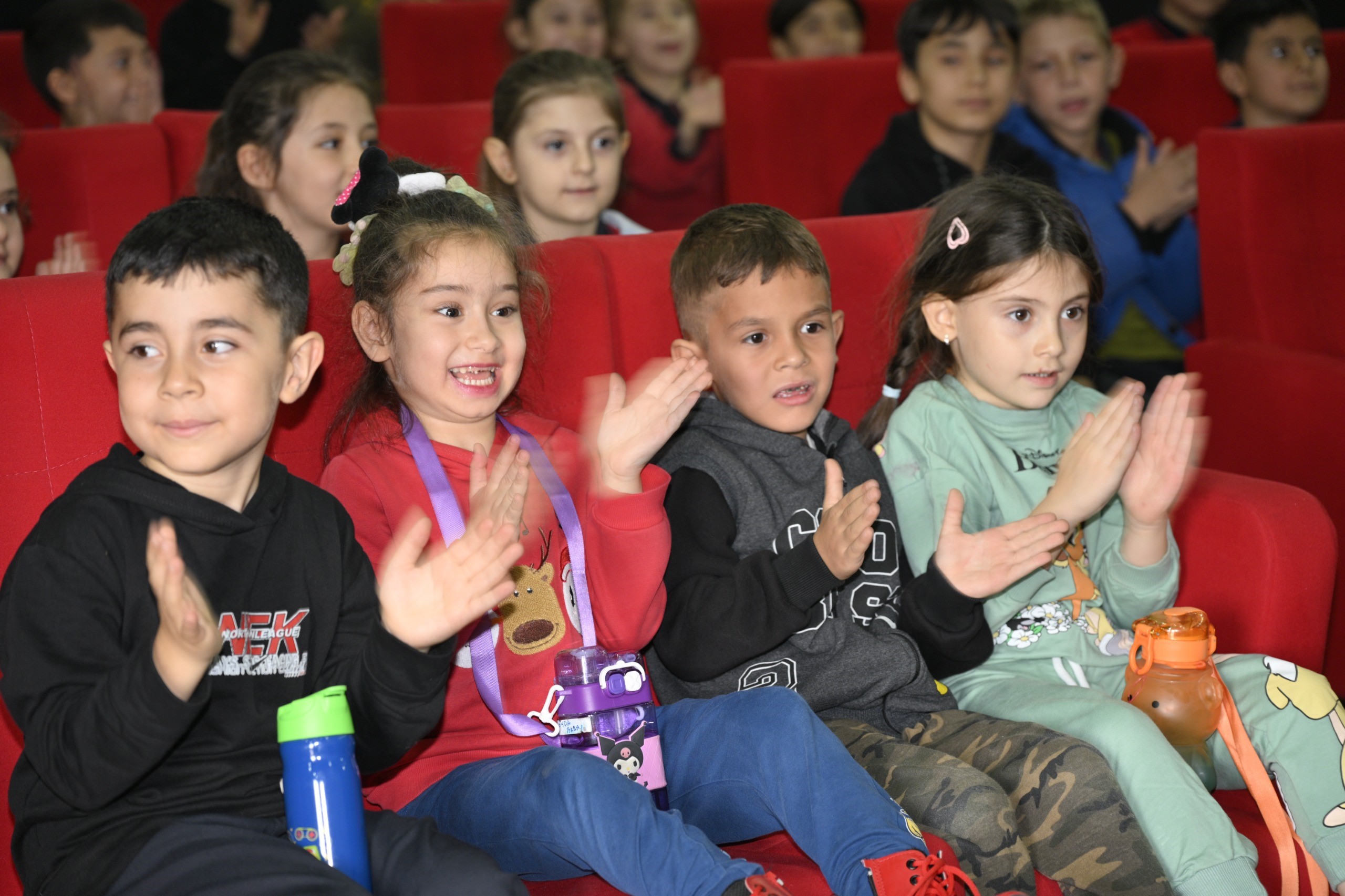 Demirci’de Gezen Sinema Tırı (5)