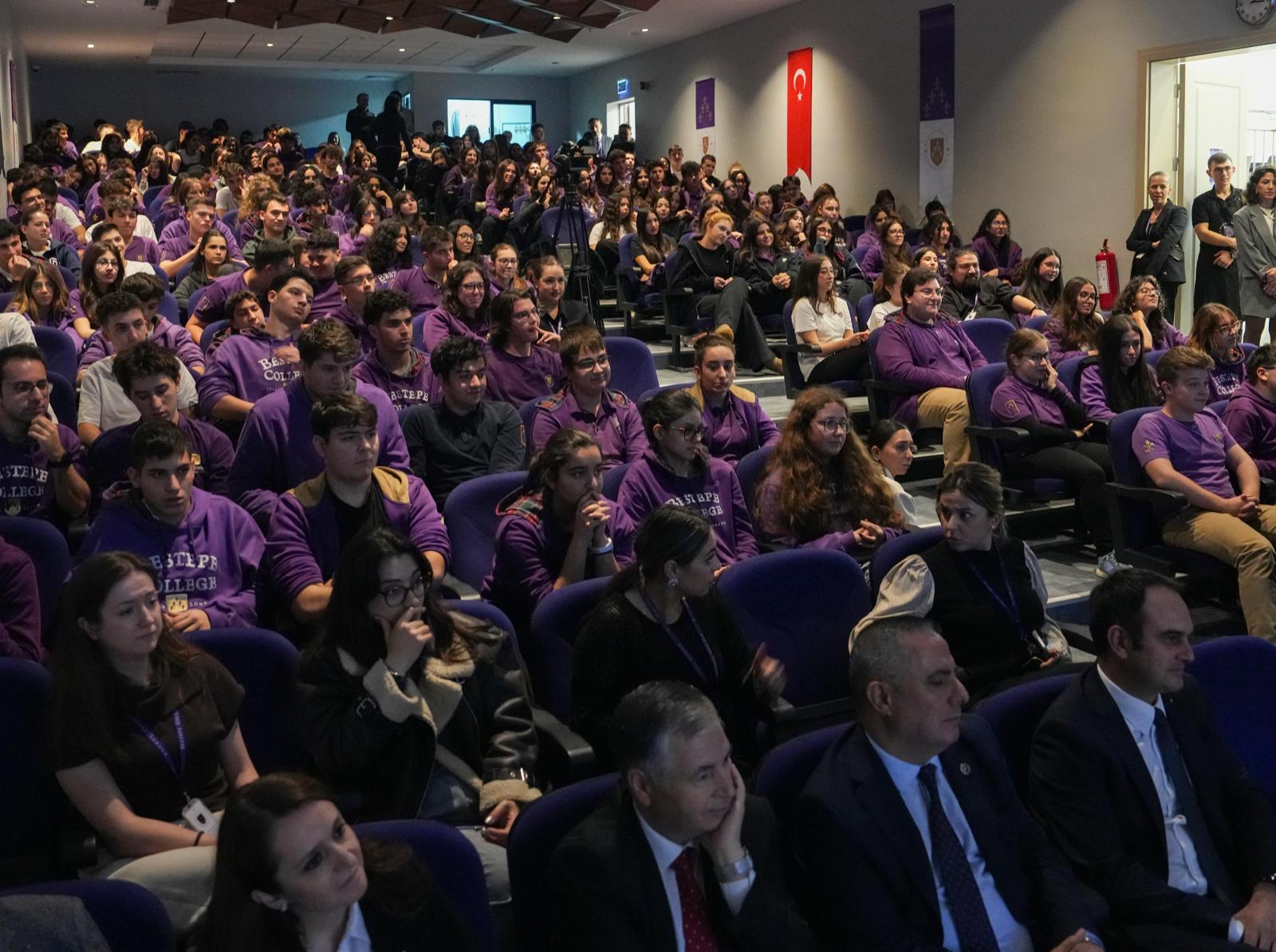 Erdal Beşikcioğlu (3)-1